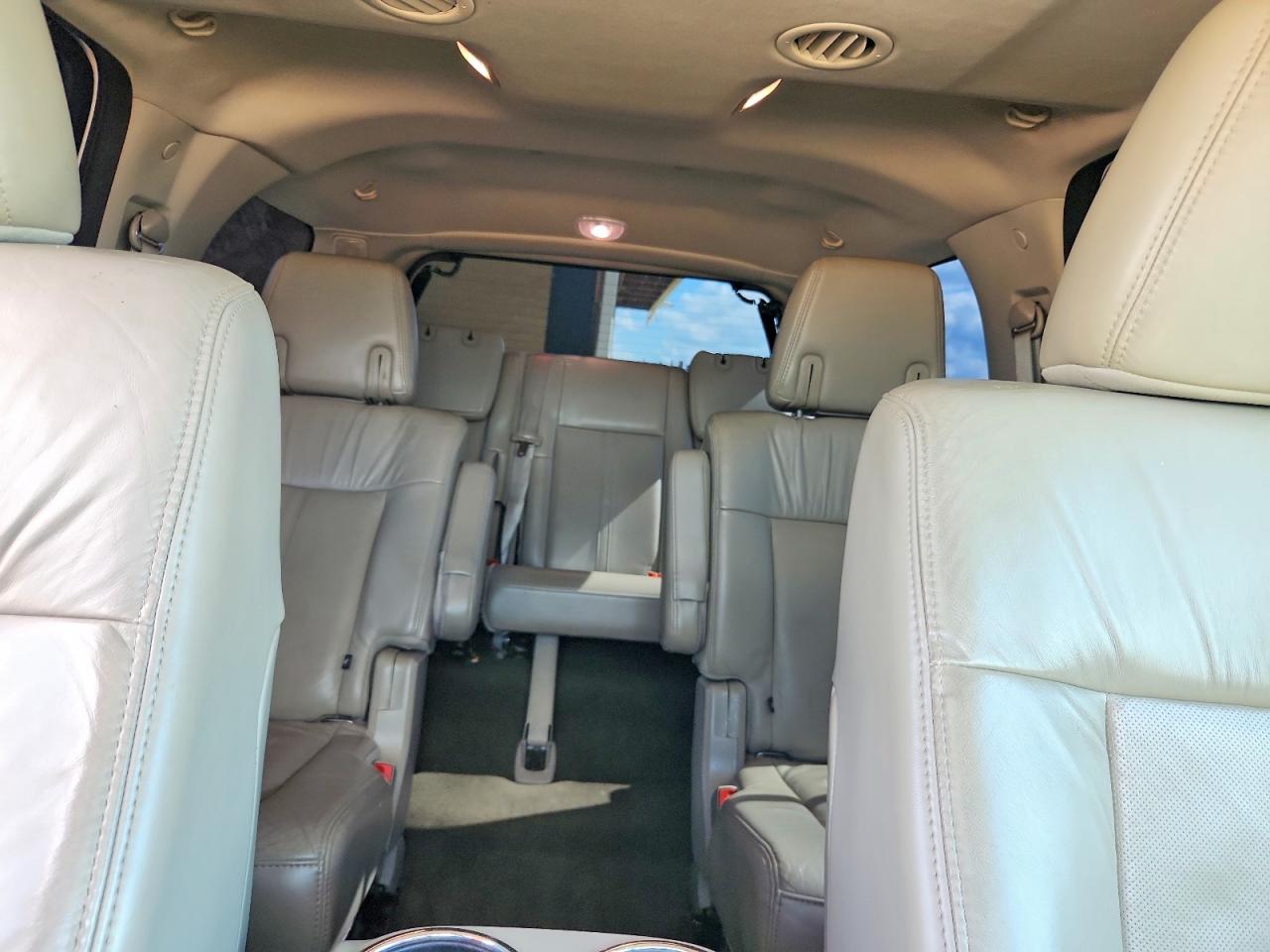 2015 Lincoln Navigator White vin: 5LMJJ2HT8FEJ06213