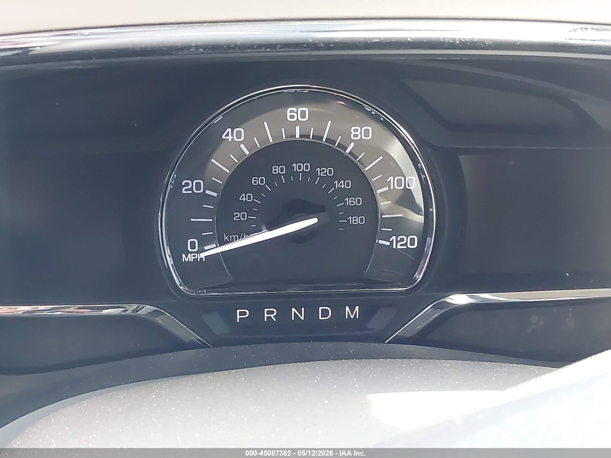 2015 Lincoln Navigator   White vin: 5LMJJ2HT8FEJ08933
