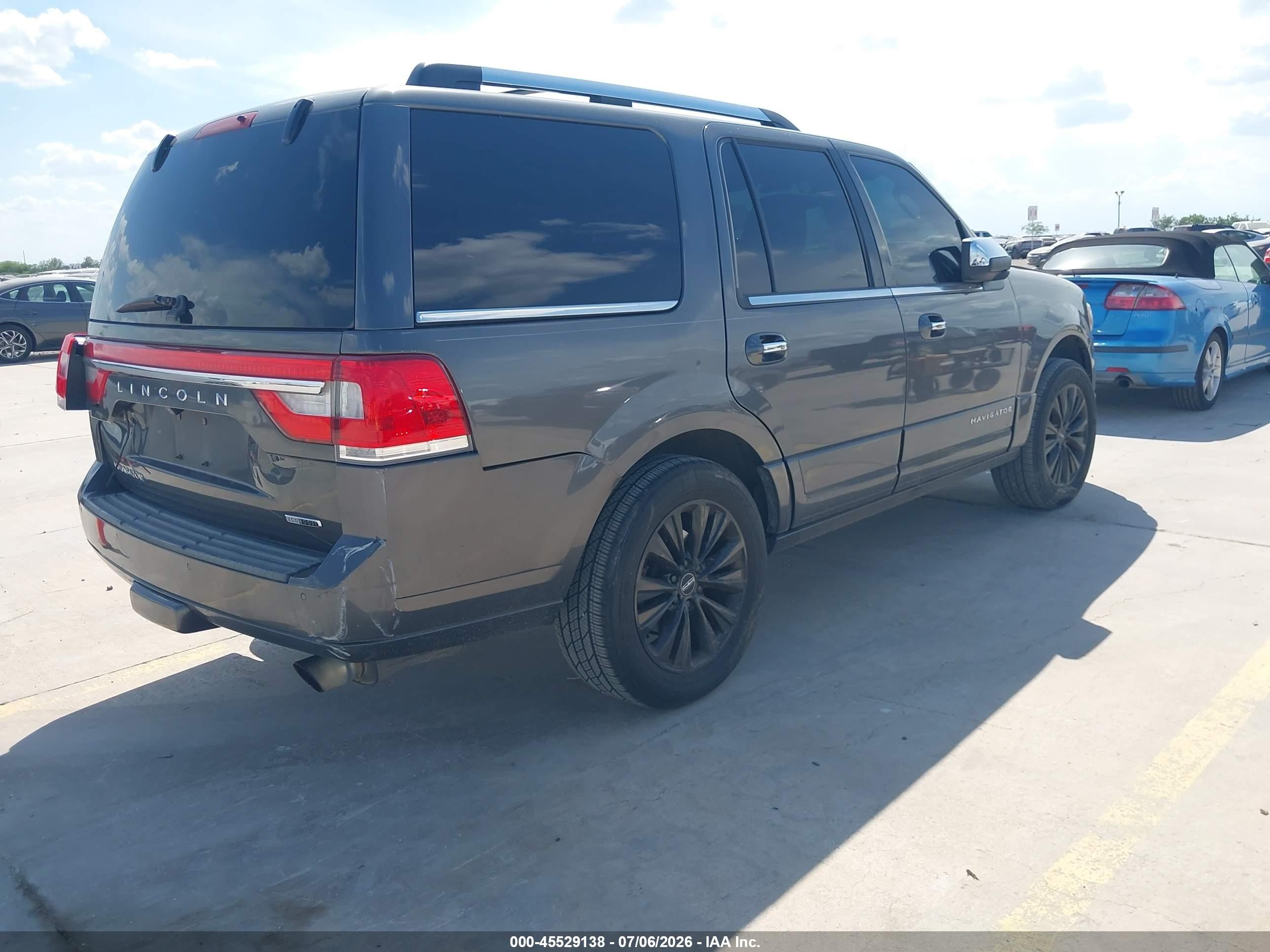 2015 Lincoln Navigator   Gray vin: 5LMJJ2HTXFEJ01014