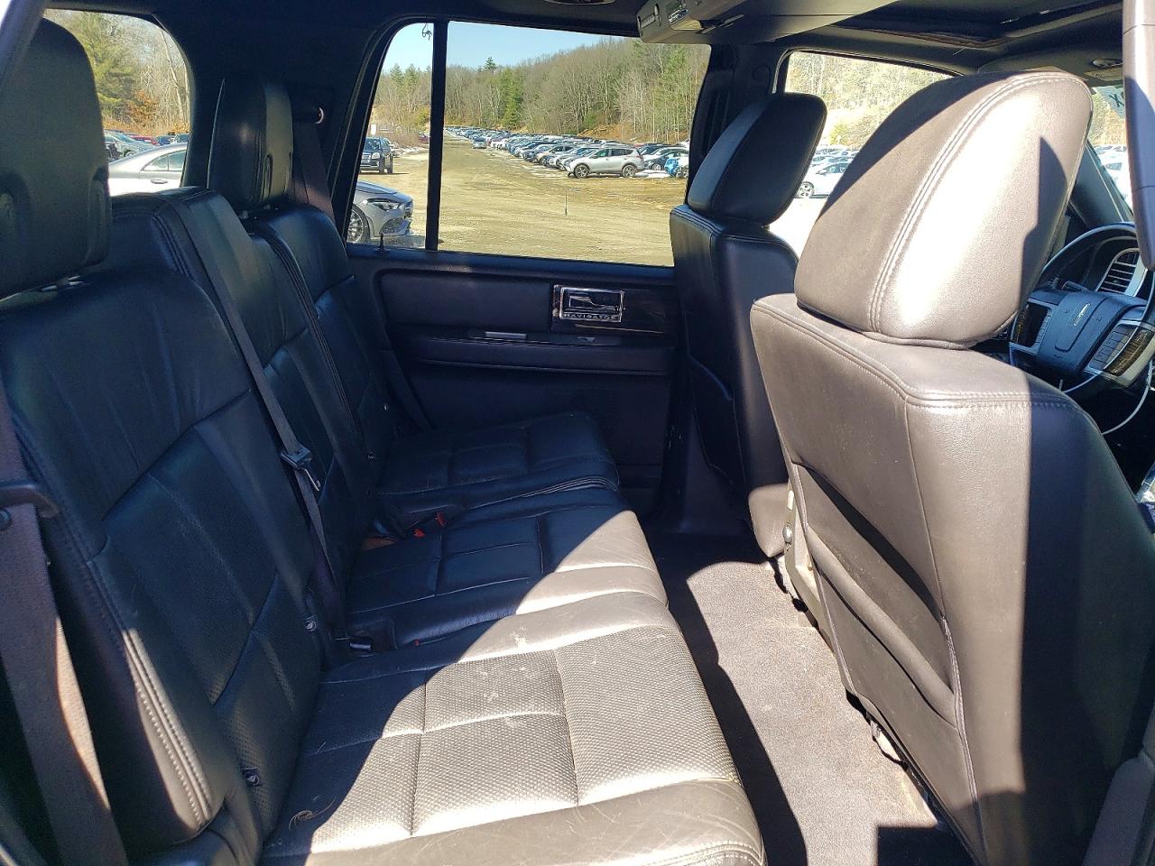 2010 Lincoln Navigator Black vin: 5LMJJ2J50AEJ04735
