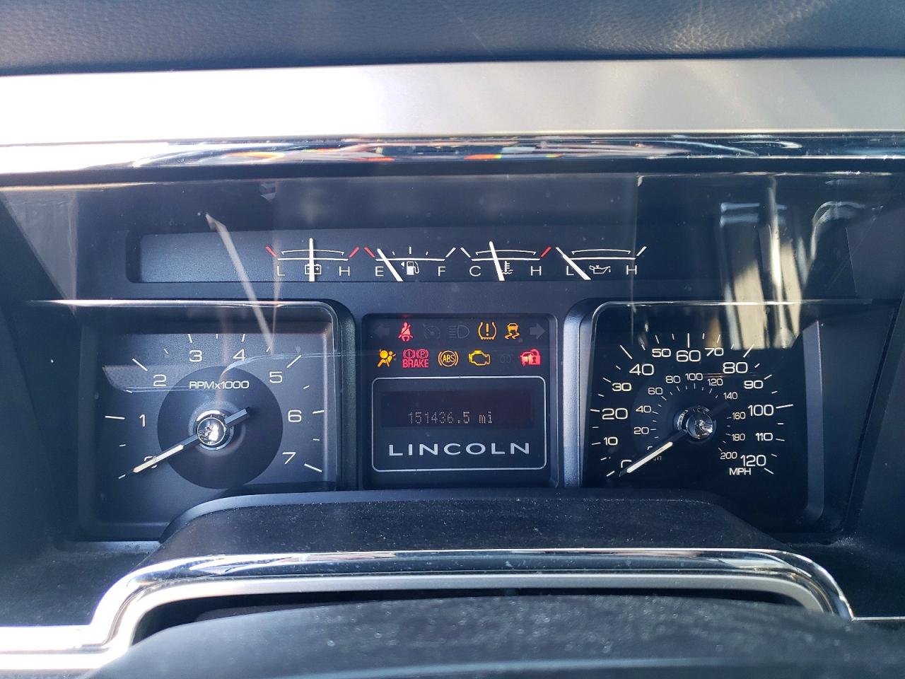 2010 Lincoln Navigator Black vin: 5LMJJ2J50AEJ04735