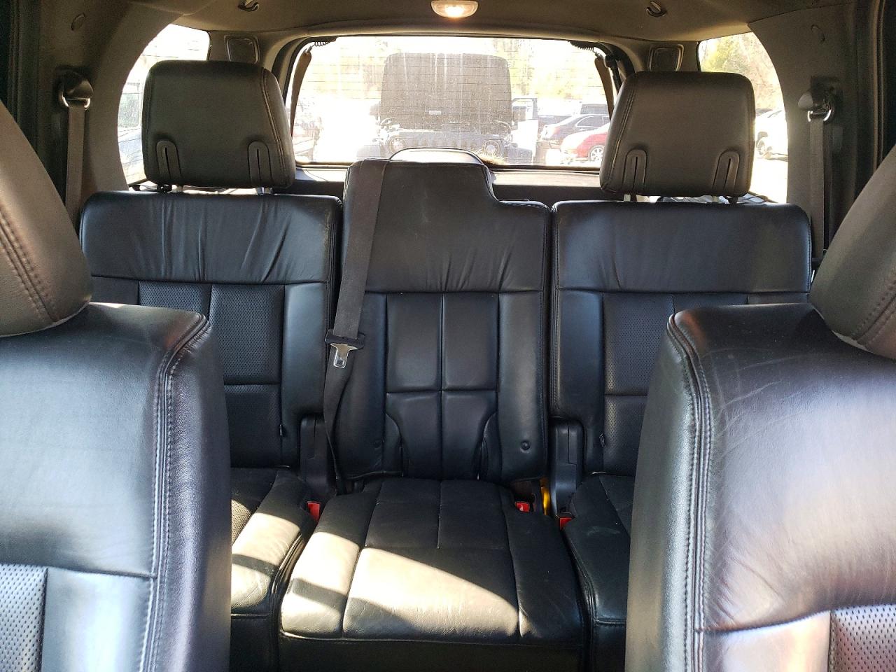 2010 Lincoln Navigator Black vin: 5LMJJ2J50AEJ04735