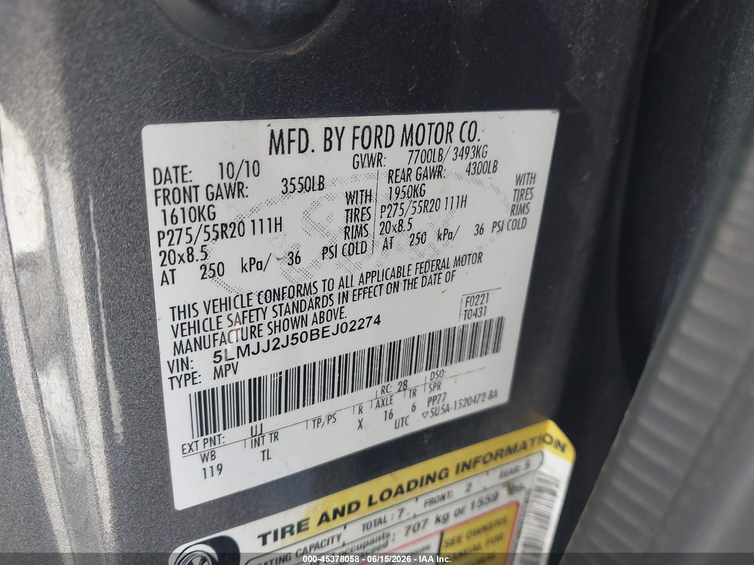 2011 Lincoln Navigator   Gray vin: 5LMJJ2J50BEJ02274