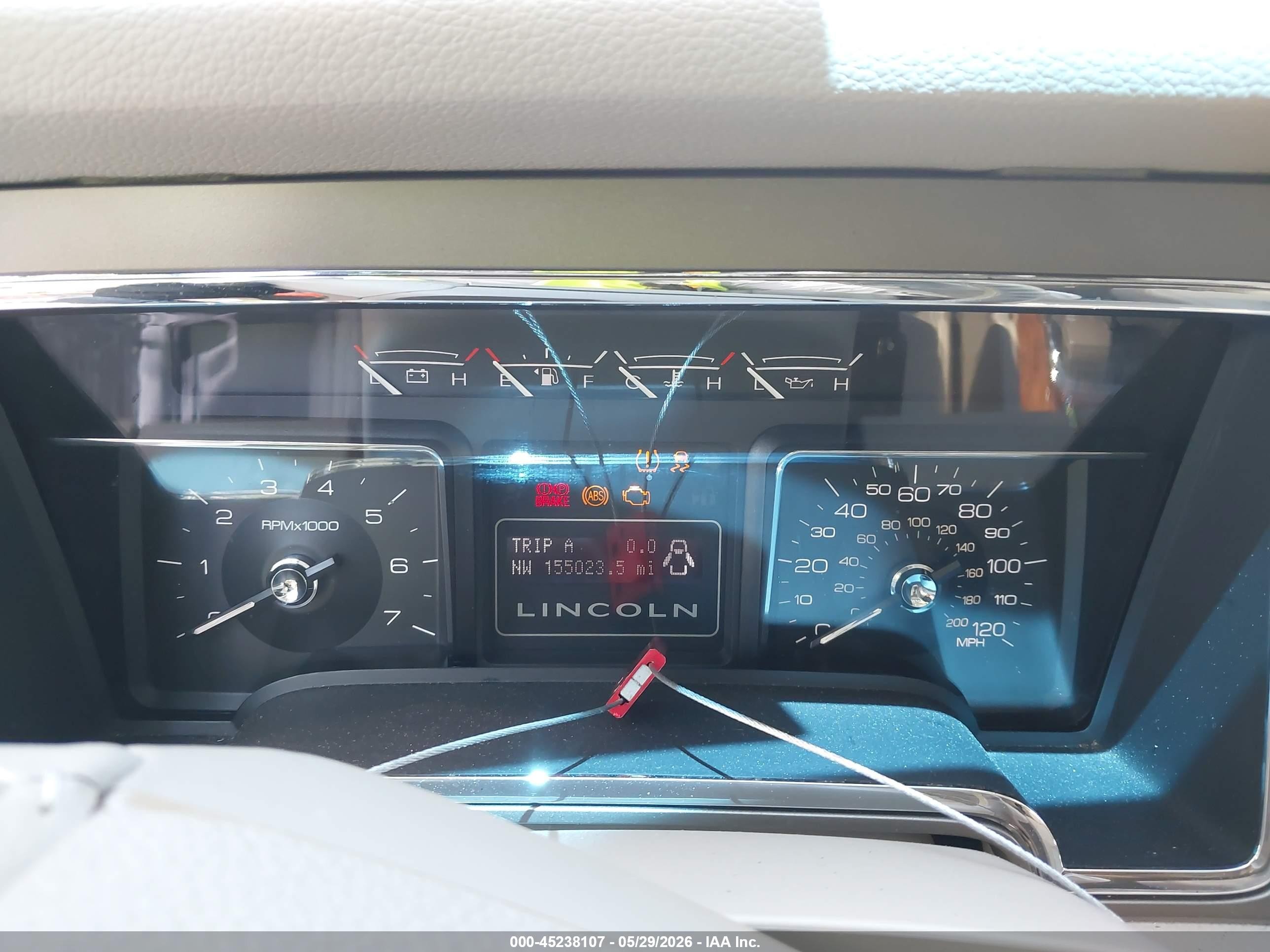 2011 Lincoln Navigator   Gray vin: 5LMJJ2J50BEJ04347