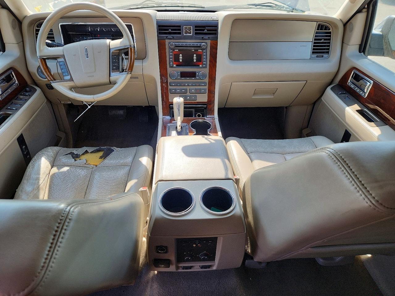 2011 Lincoln Navigator Gray vin: 5LMJJ2J50BEJ09368
