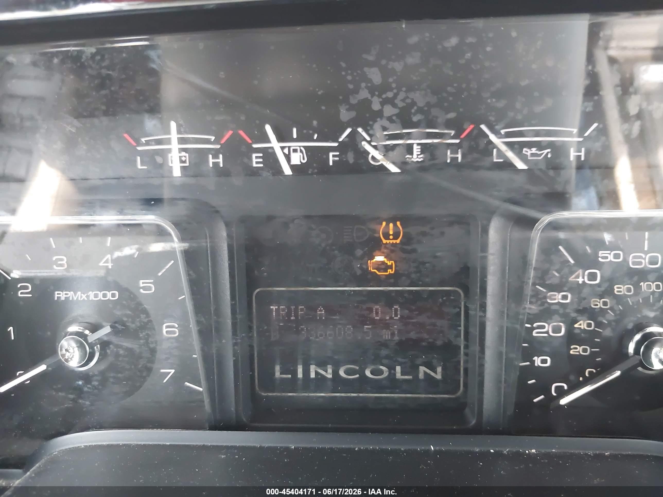 2010 Lincoln Navigator Gray vin: 5LMJJ2J51AEJ07353
