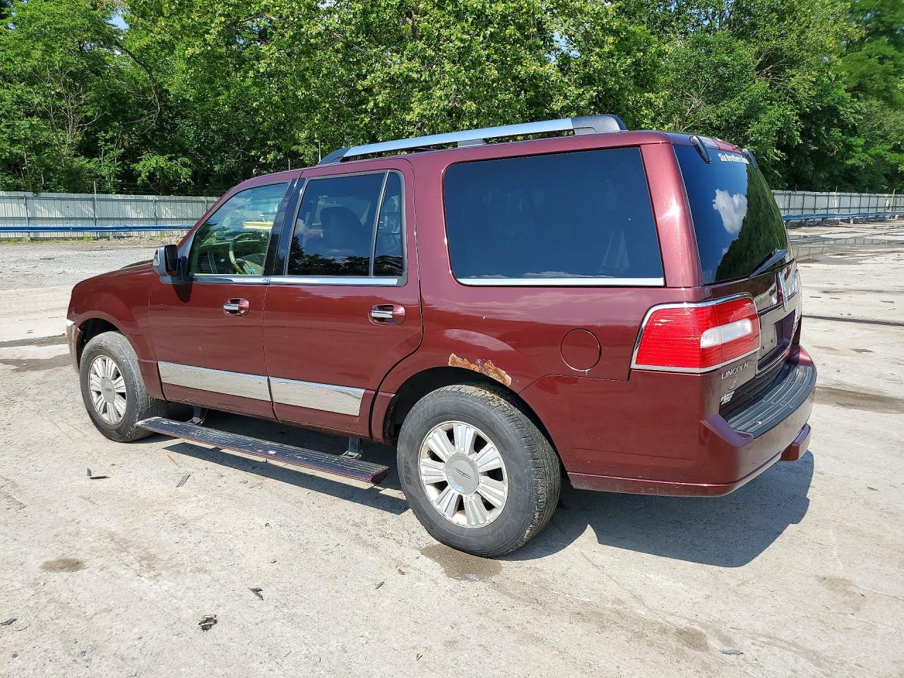 2010 Lincoln Navigator Burgundy vin: 5LMJJ2J51AEJ07580