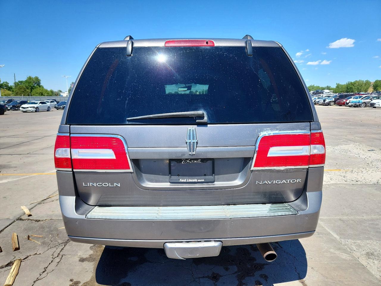 2011 Lincoln Navigator Gray vin: 5LMJJ2J51BEJ06429
