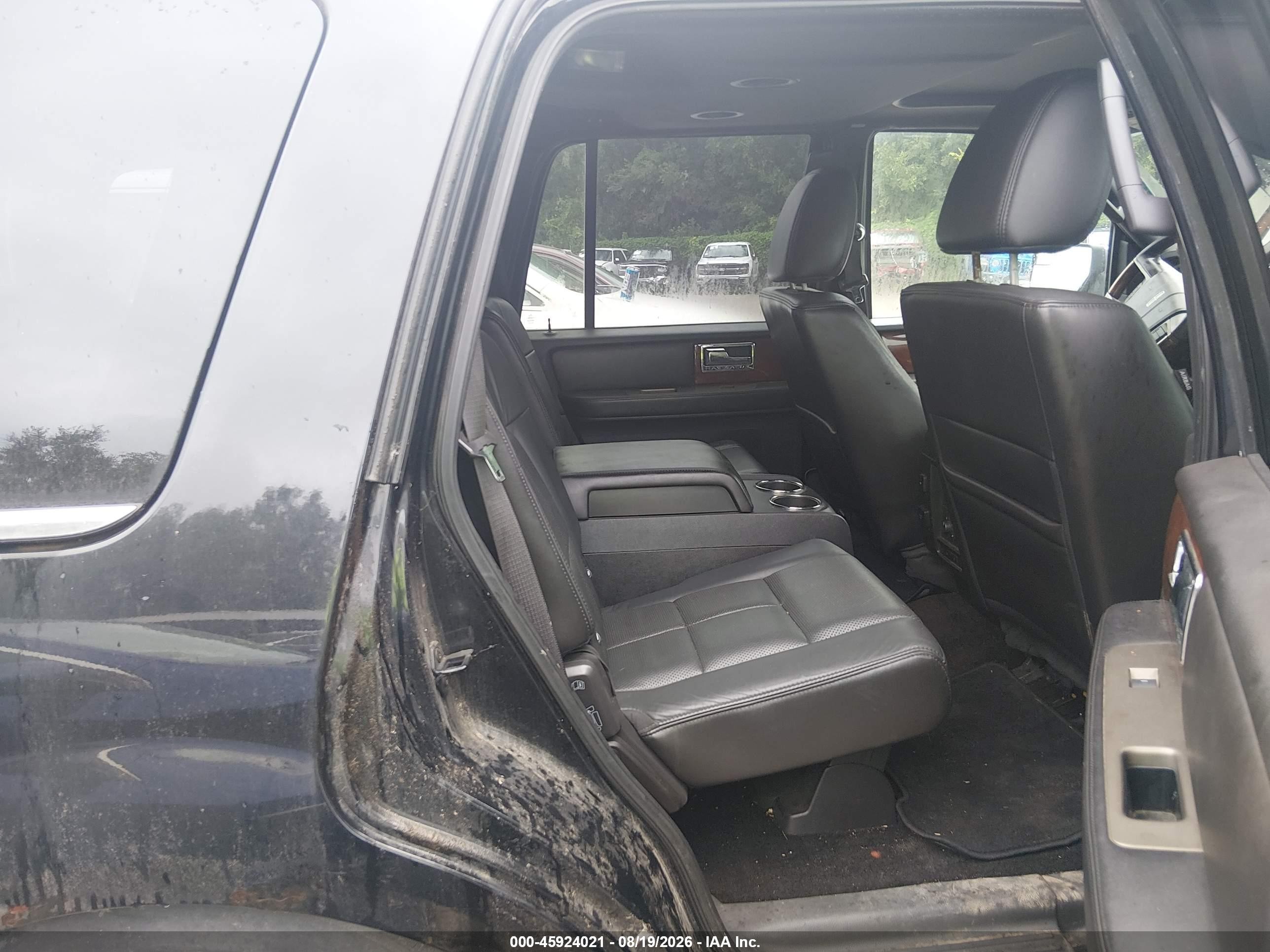 2013 Lincoln Navigator   Black vin: 5LMJJ2J51DEL03779
