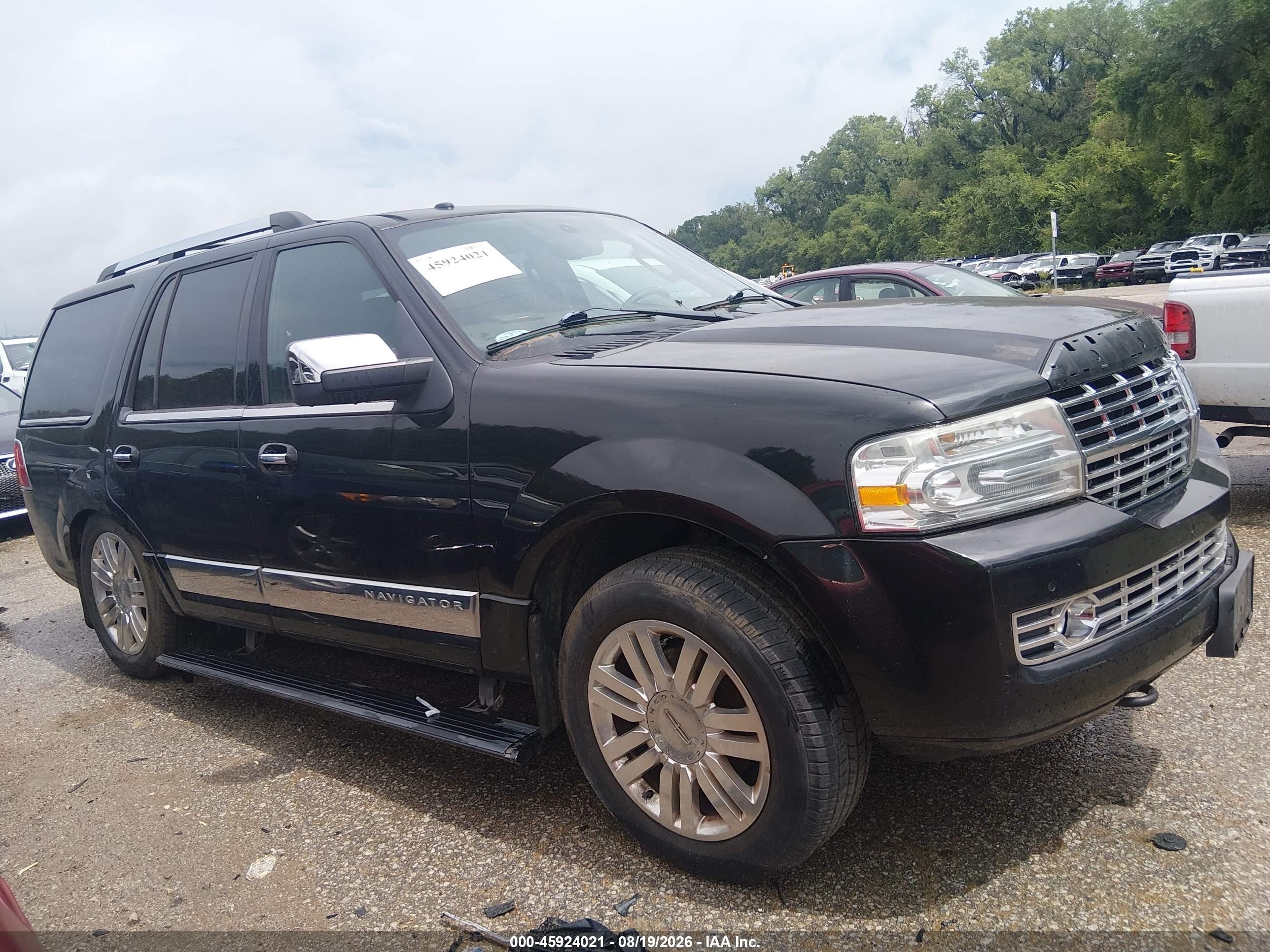 2013 Lincoln Navigator   Black vin: 5LMJJ2J51DEL03779