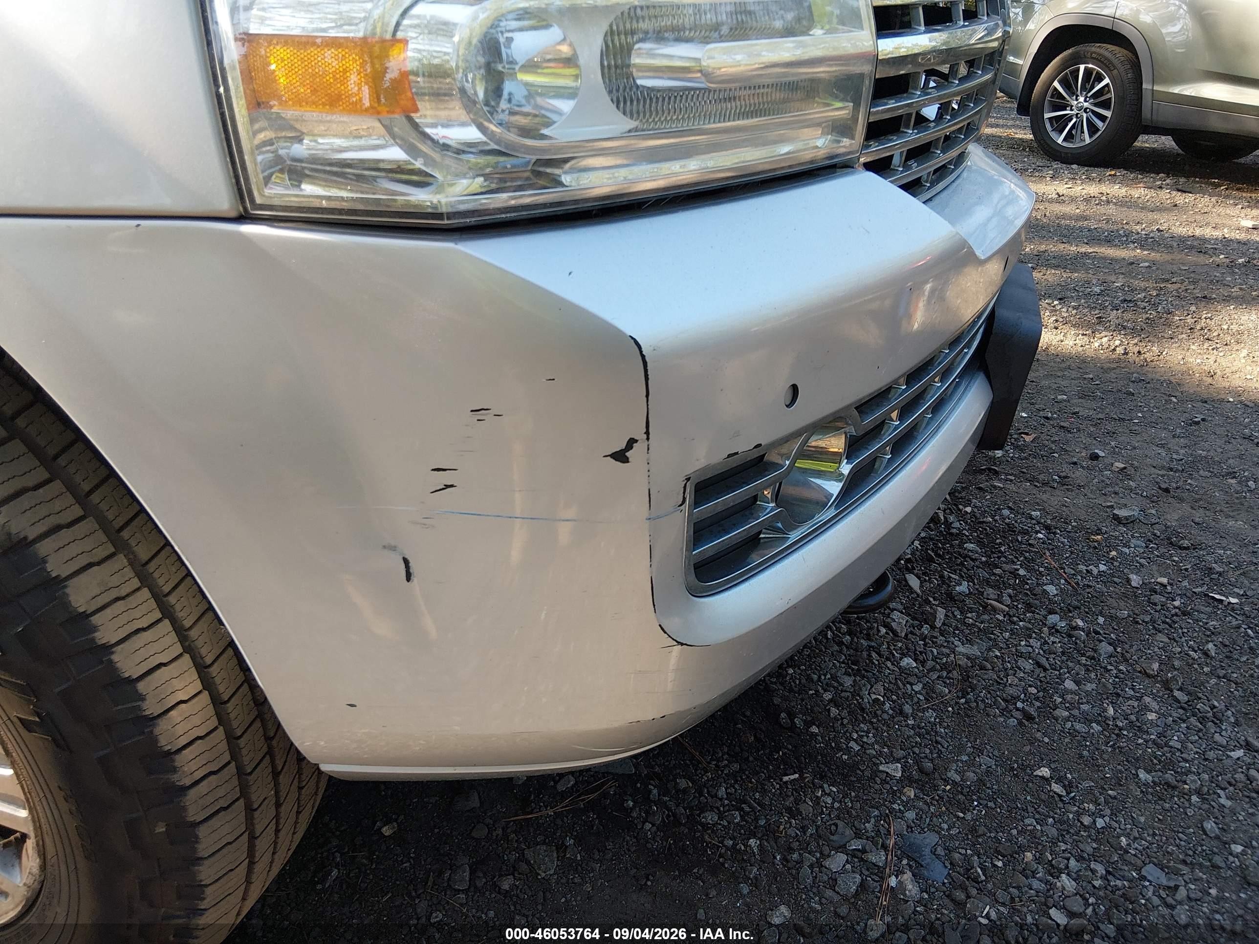 2014 Lincoln Navigator   Silver vin: 5LMJJ2J51EEL02598