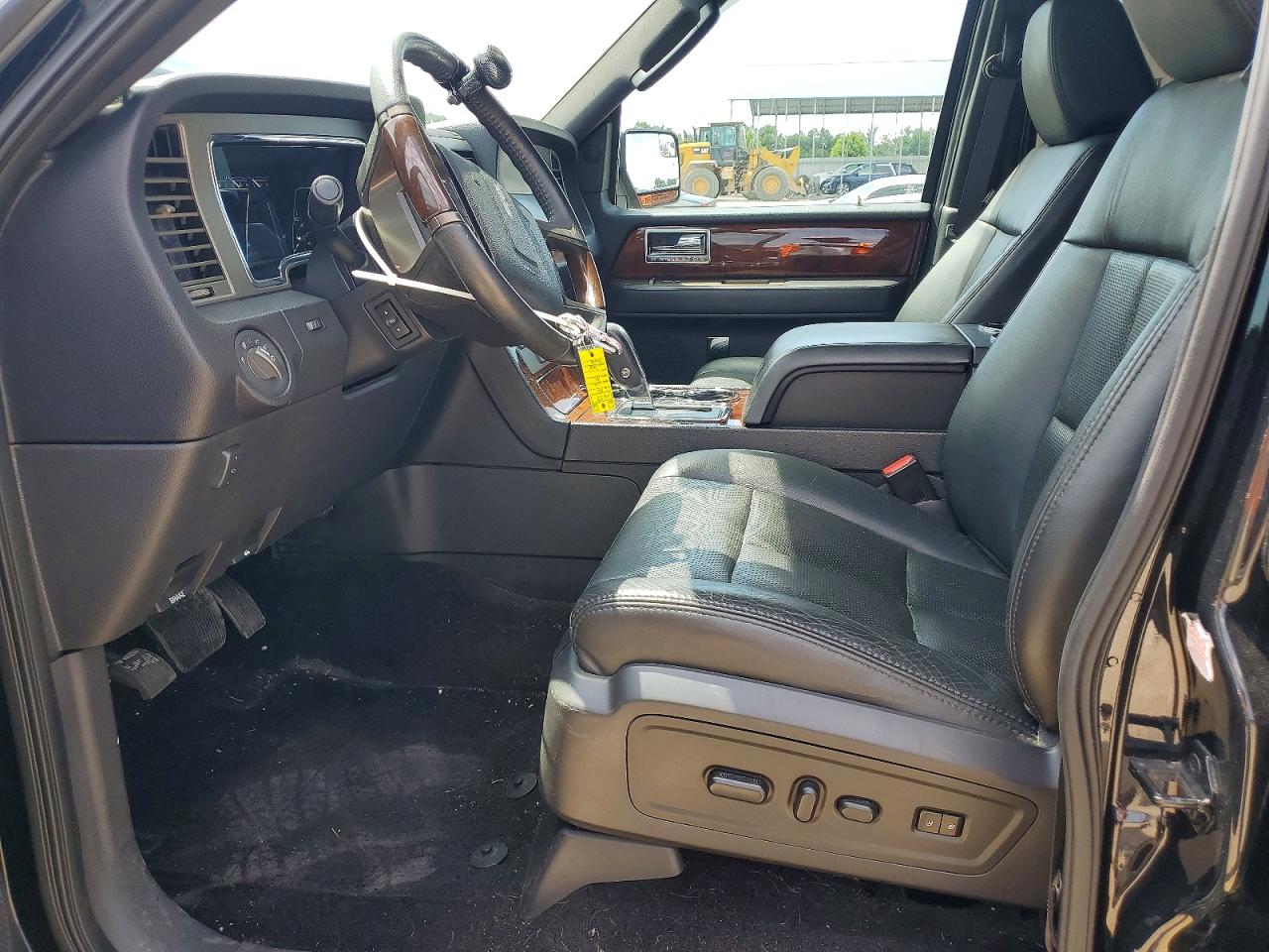 2014 Lincoln Navigator Black vin: 5LMJJ2J51EEL05212