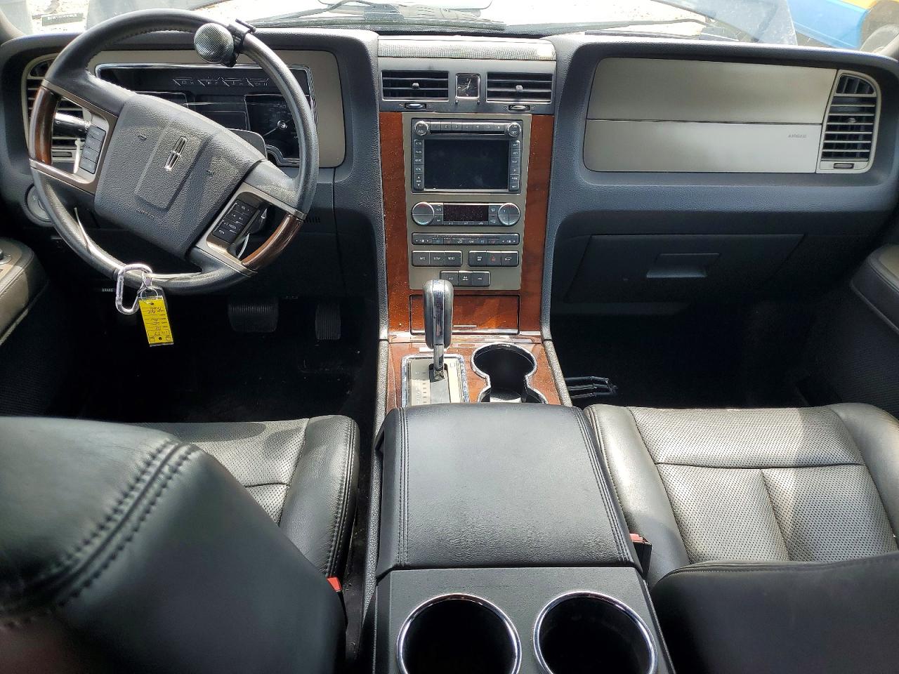 2014 Lincoln Navigator Black vin: 5LMJJ2J51EEL05212