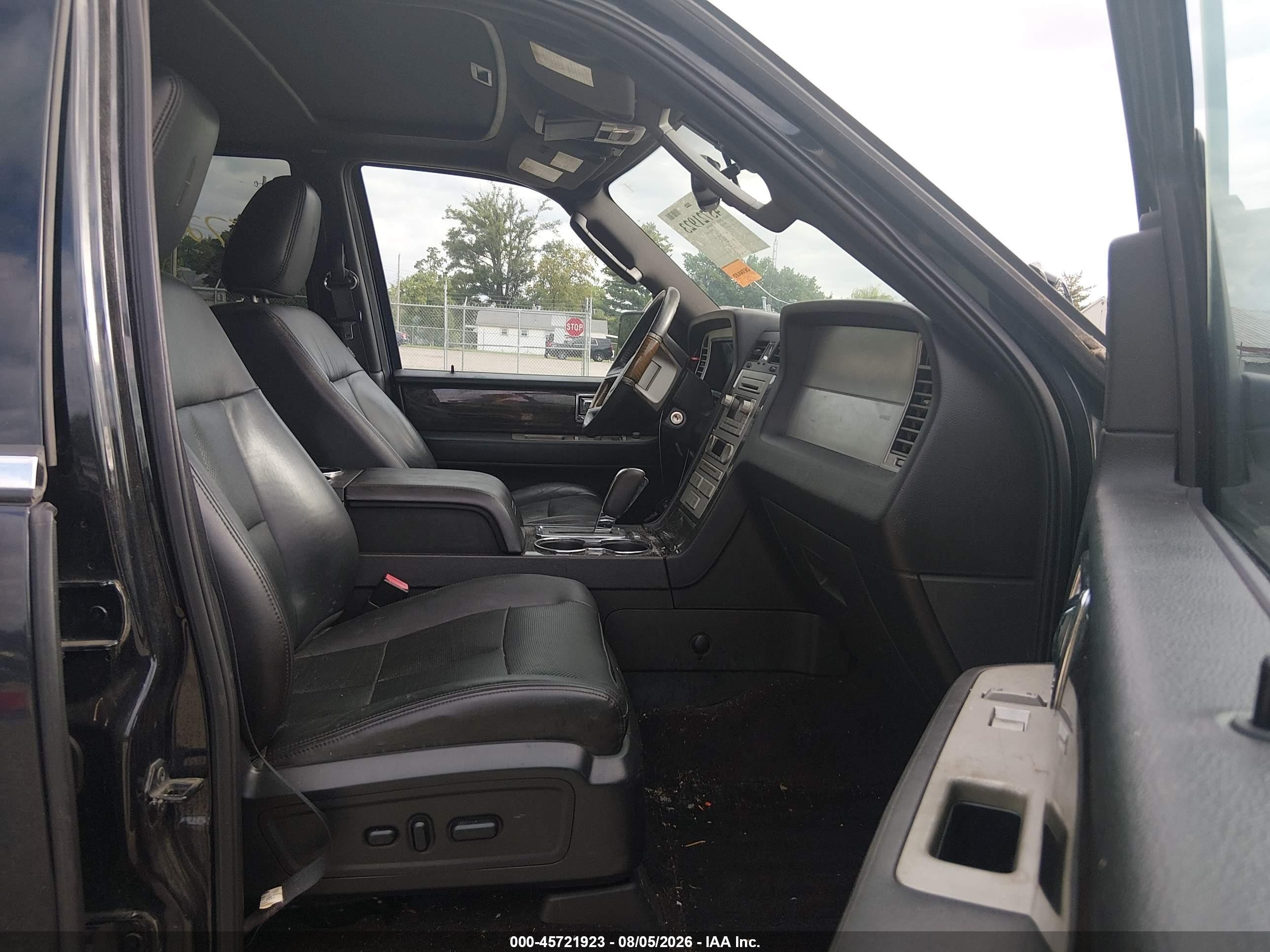 2010 Lincoln Navigator Черный vin: 5LMJJ2J52AEJ07605