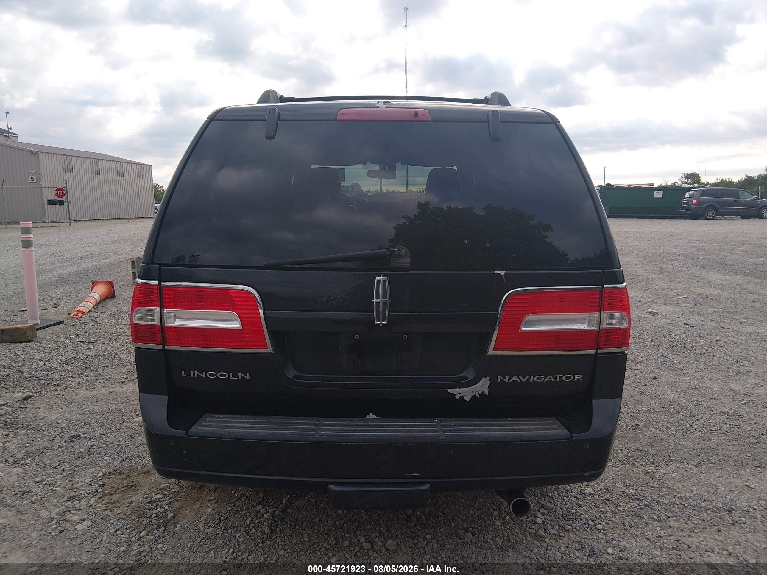 2010 Lincoln Navigator Черный vin: 5LMJJ2J52AEJ07605