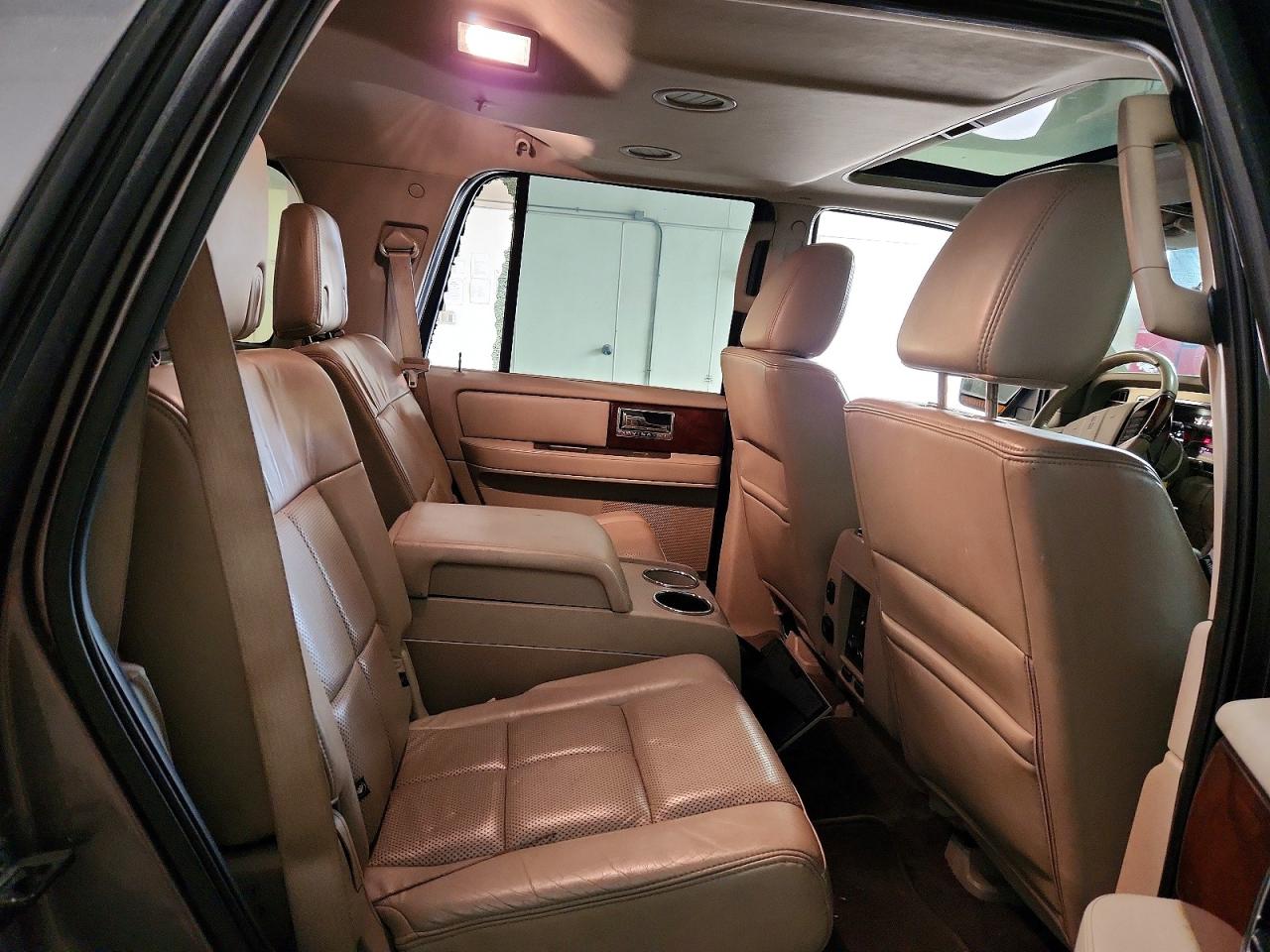 2012 Lincoln Navigator Gray vin: 5LMJJ2J52CEL09170