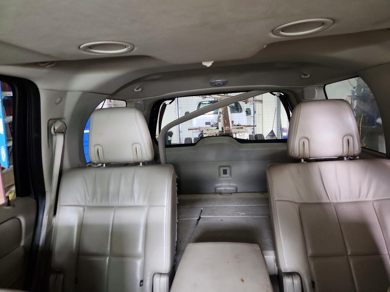 2012 Lincoln Navigator Gray vin: 5LMJJ2J52CEL09170