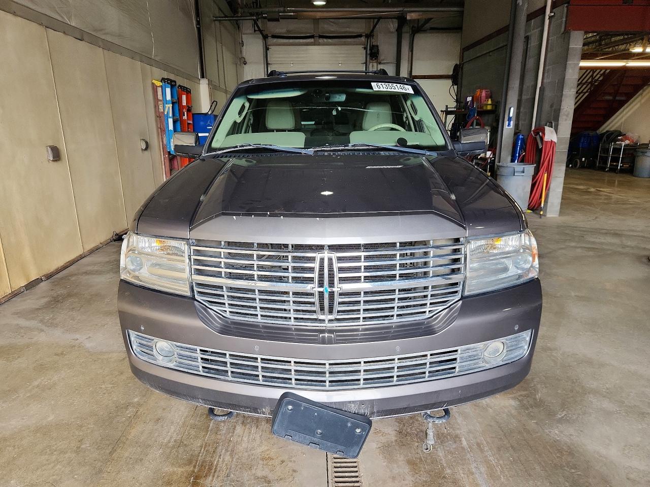 2012 Lincoln Navigator Gray vin: 5LMJJ2J52CEL09170