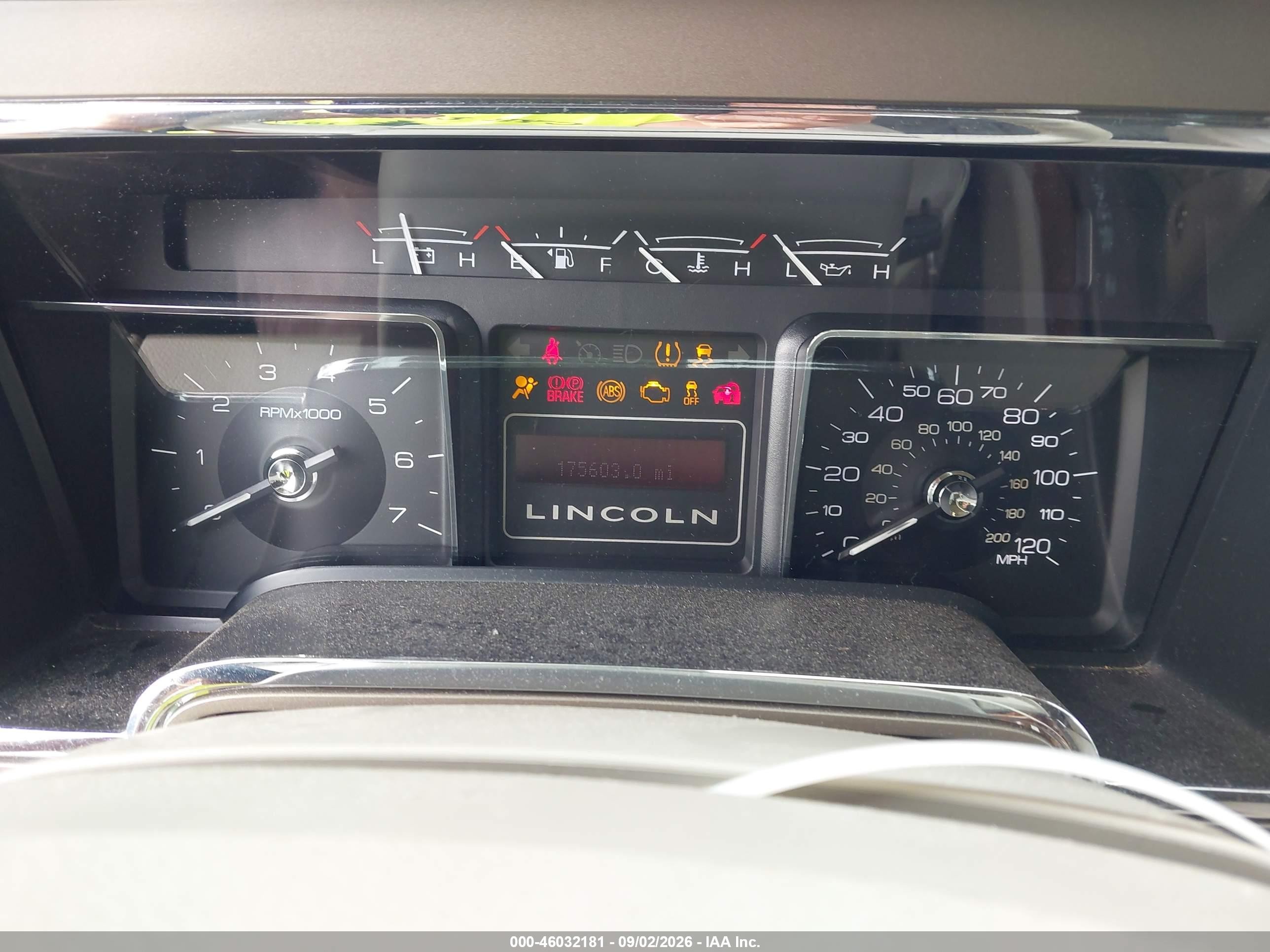 2013 Lincoln Navigator   Черный vin: 5LMJJ2J53DEL01273