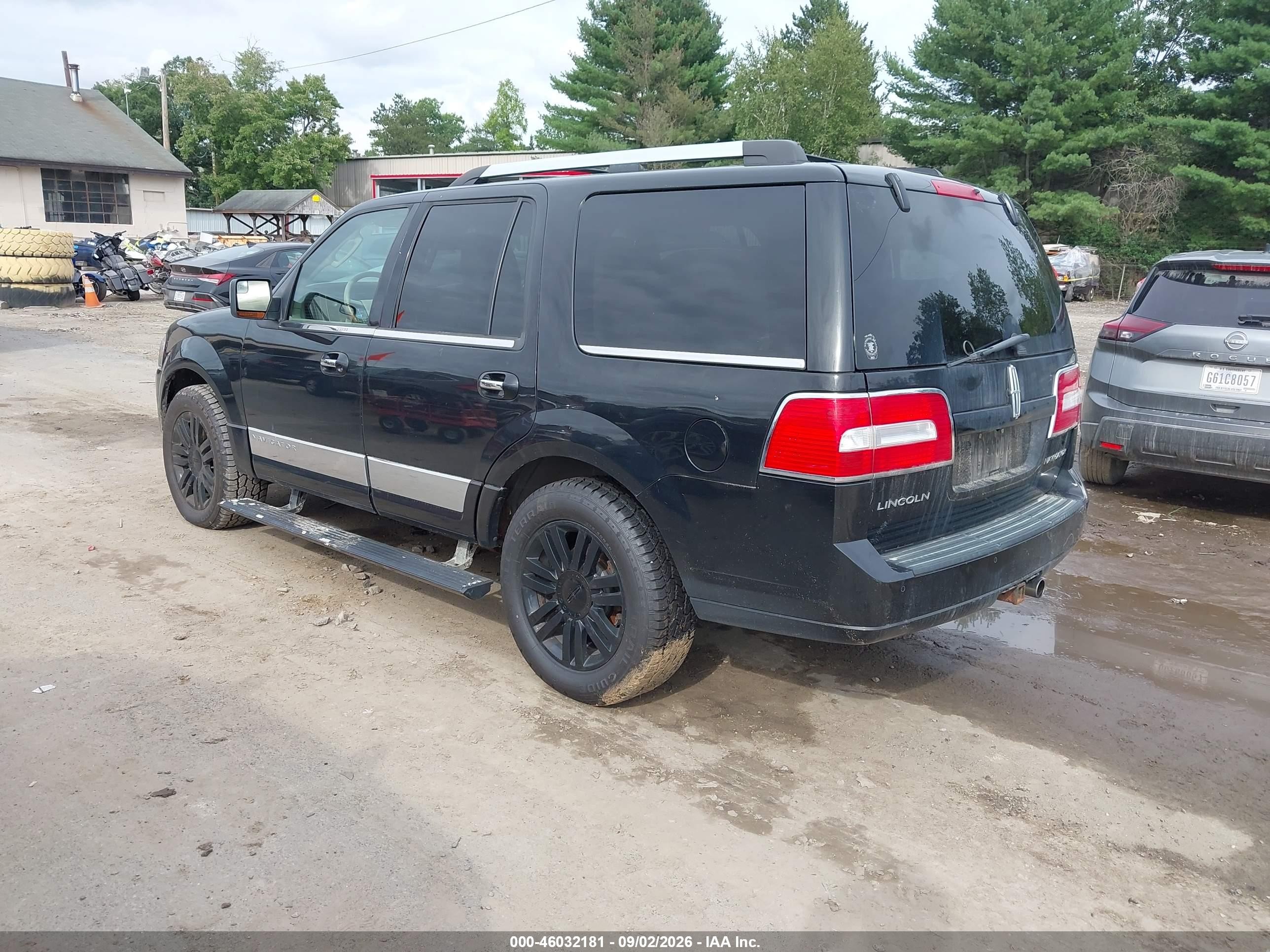 2013 Lincoln Navigator   Черный vin: 5LMJJ2J53DEL01273