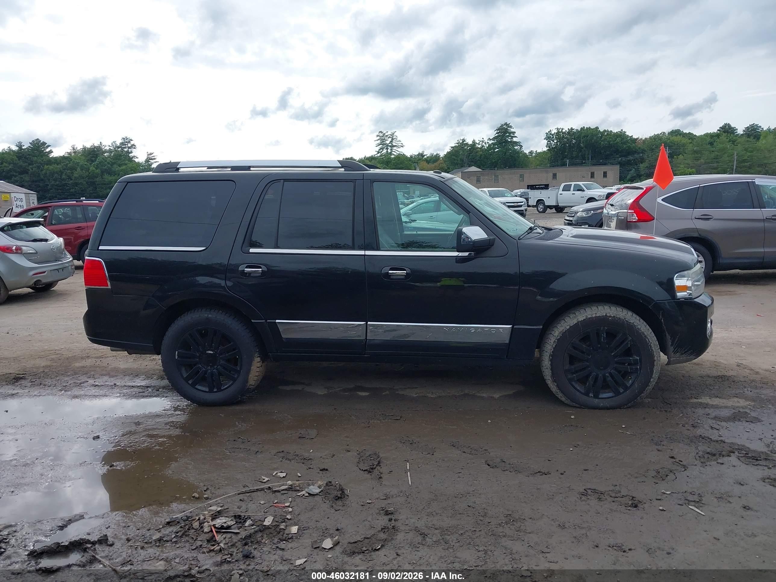 2013 Lincoln Navigator   Черный vin: 5LMJJ2J53DEL01273