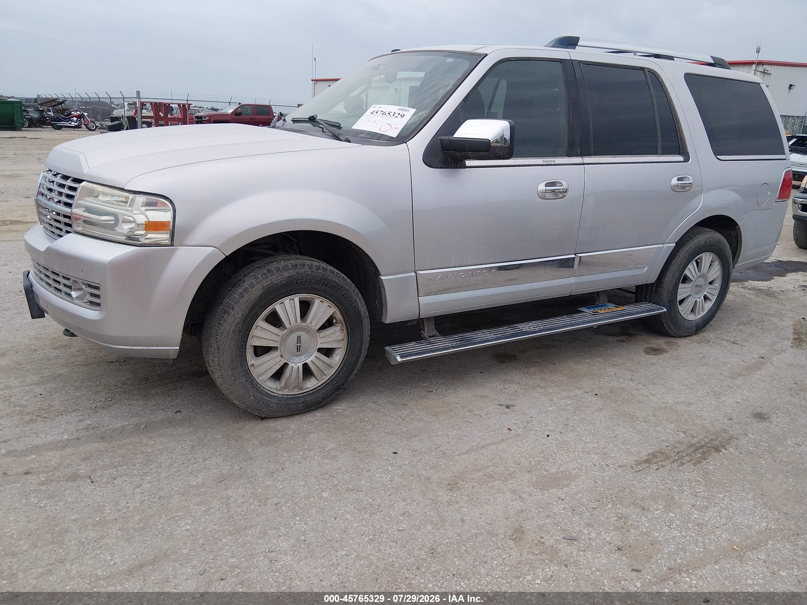 2013 Lincoln Navigator   Gray vin: 5LMJJ2J53DEL01547