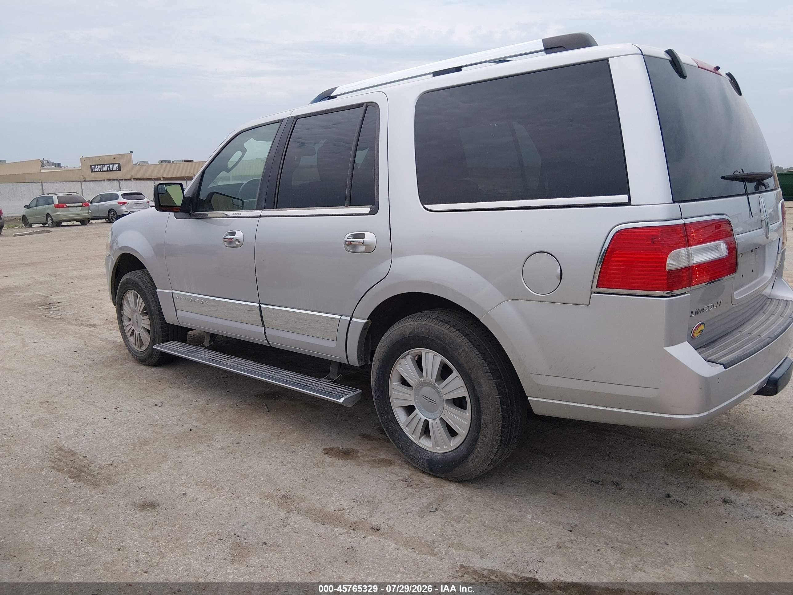2013 Lincoln Navigator   Gray vin: 5LMJJ2J53DEL01547