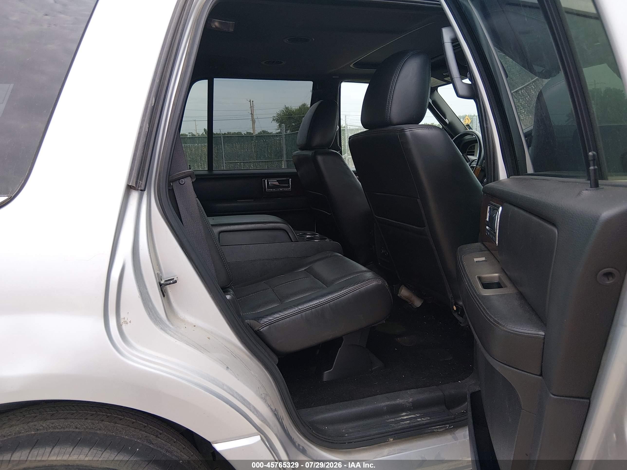 2013 Lincoln Navigator   Gray vin: 5LMJJ2J53DEL01547