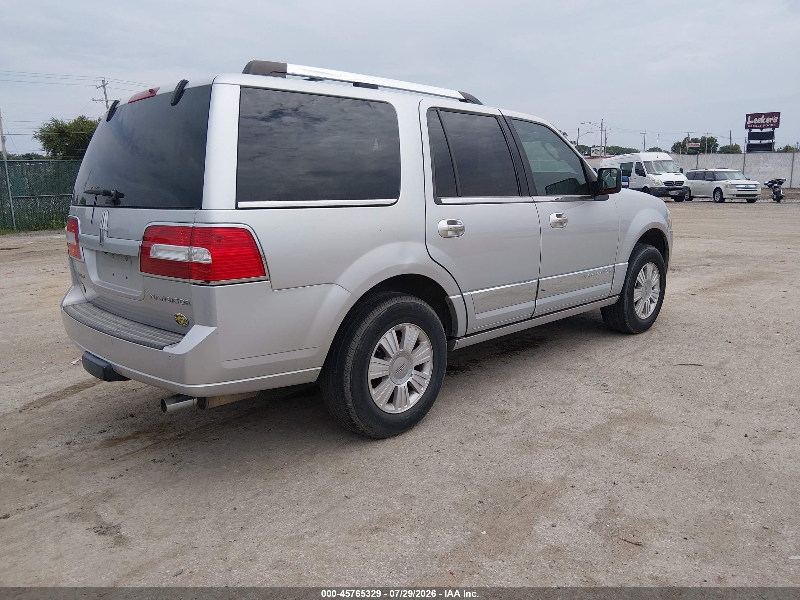 2013 Lincoln Navigator   Gray vin: 5LMJJ2J53DEL01547