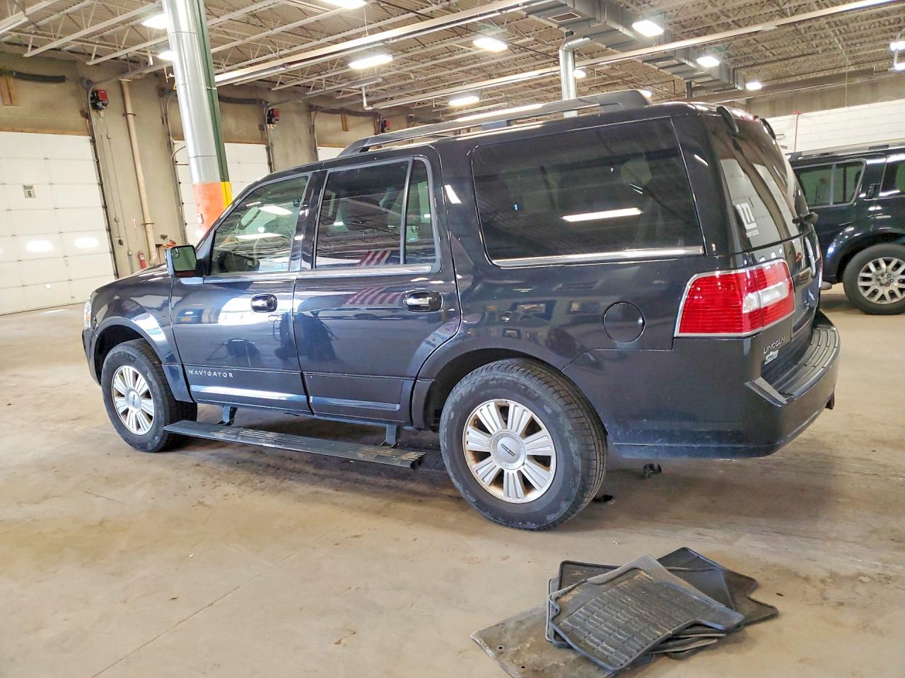 2014 Lincoln Navigator Black vin: 5LMJJ2J53EEL02151