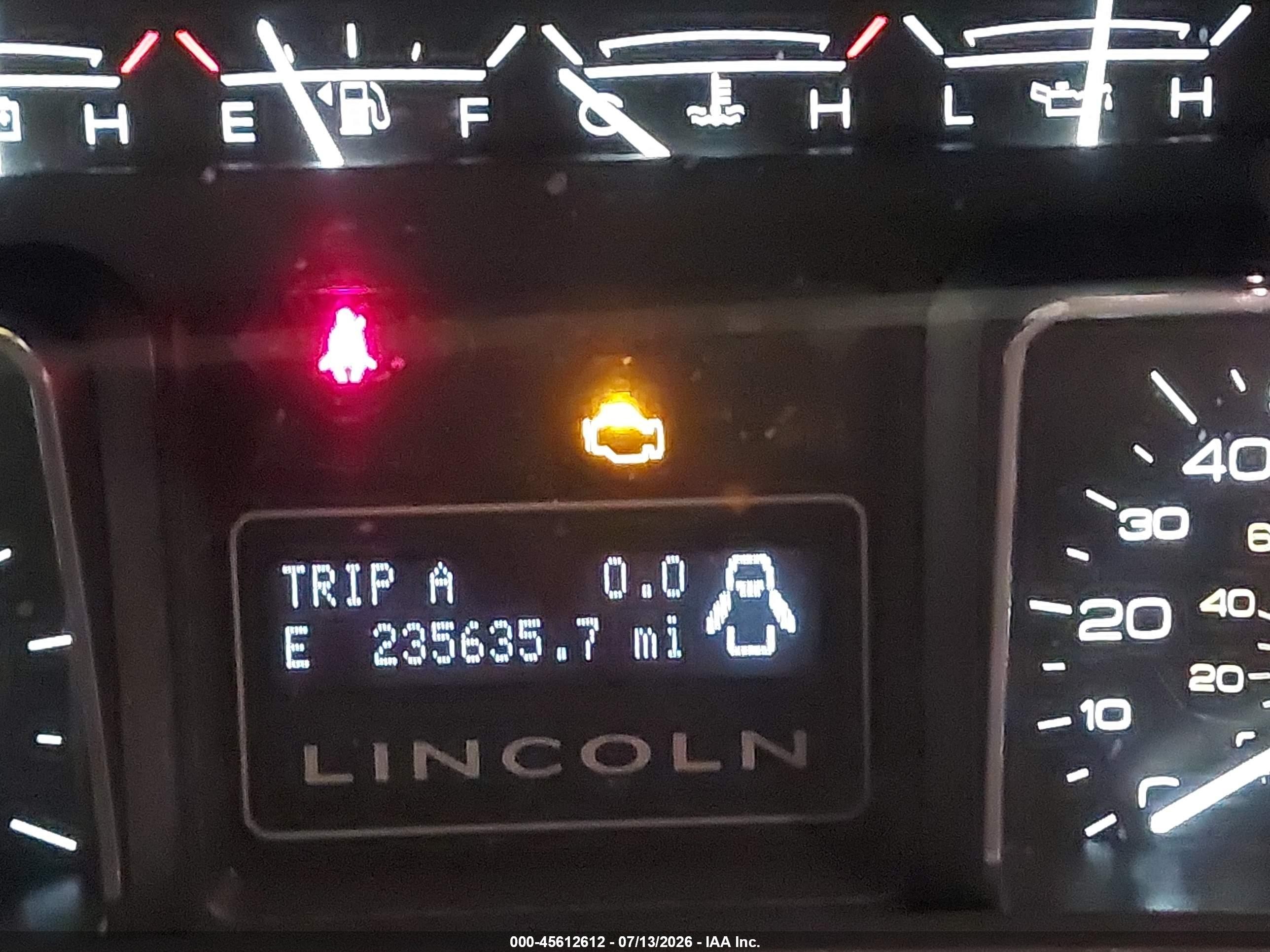 2014 Lincoln Navigator   Gray vin: 5LMJJ2J53EEL03963