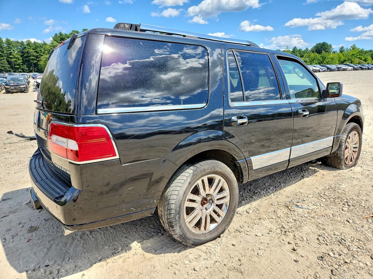 2010 Lincoln Navigator Black vin: 5LMJJ2J54AEJ05323