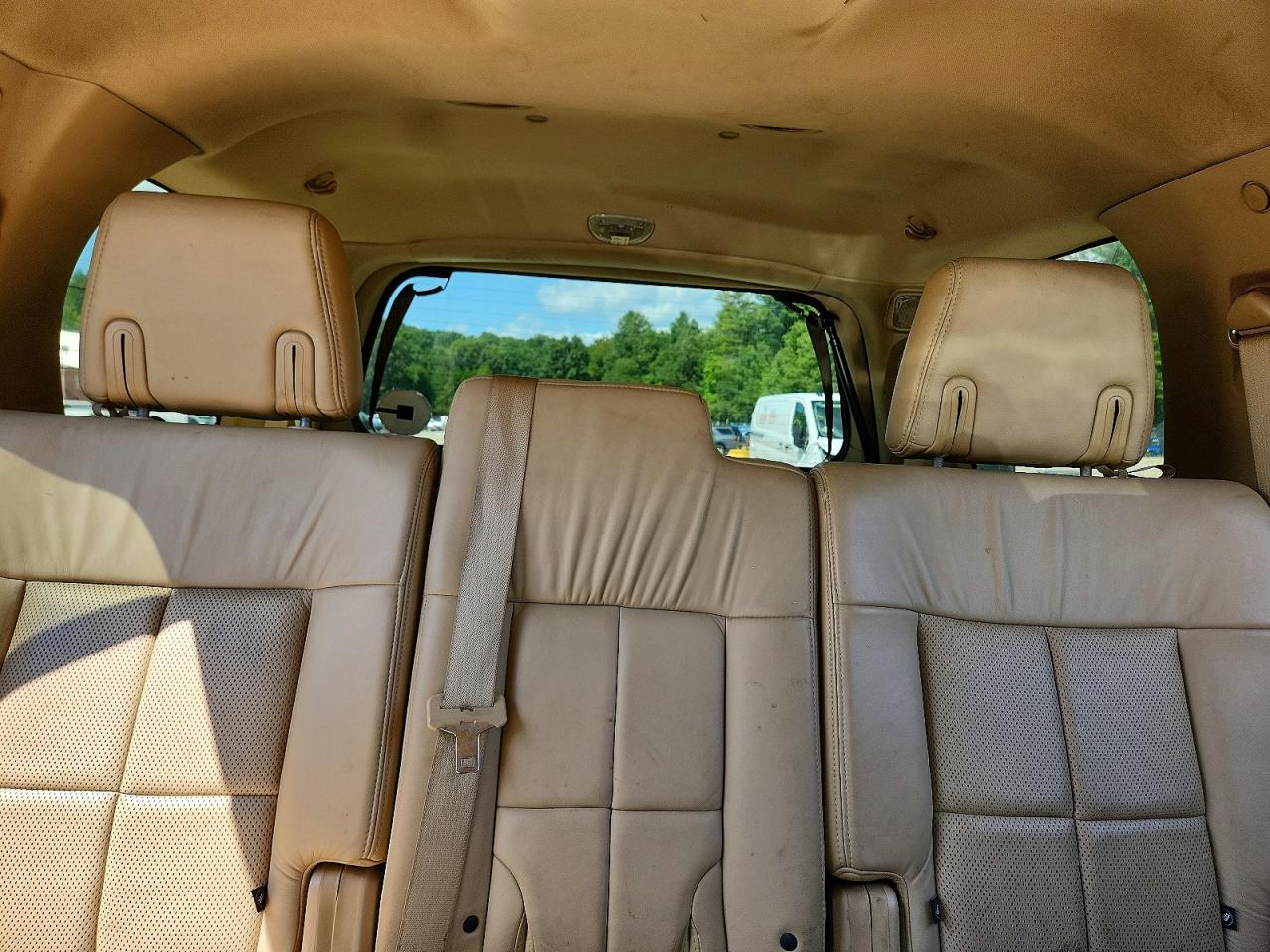 2010 Lincoln Navigator Black vin: 5LMJJ2J54AEJ05323