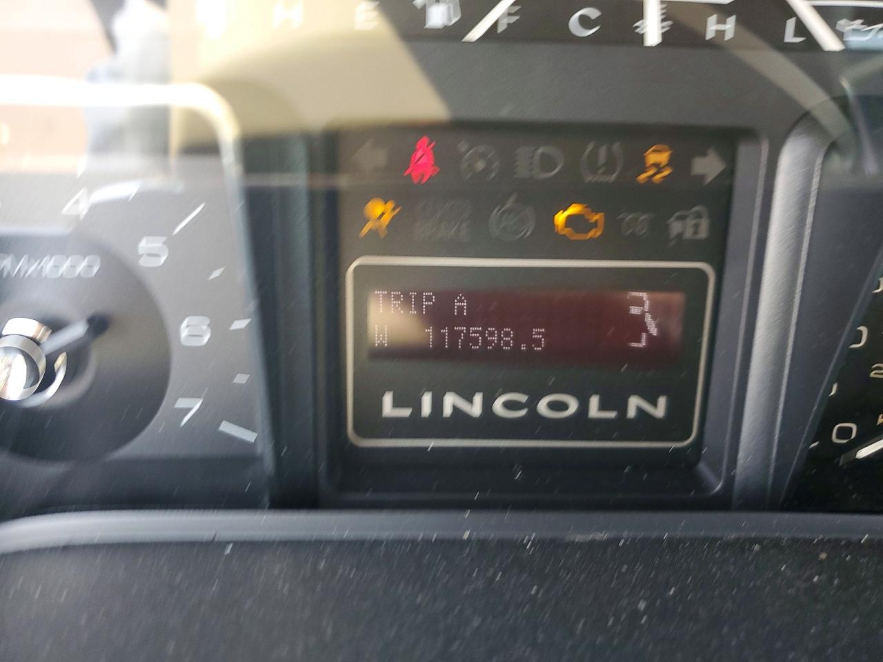 2010 Lincoln Navigator Black vin: 5LMJJ2J54AEJ10585