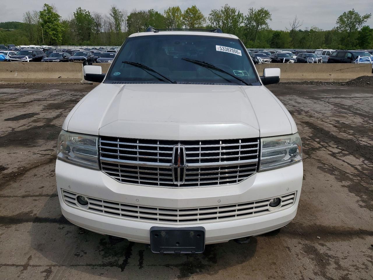 2012 Lincoln Navigator White vin: 5LMJJ2J54CEL04035