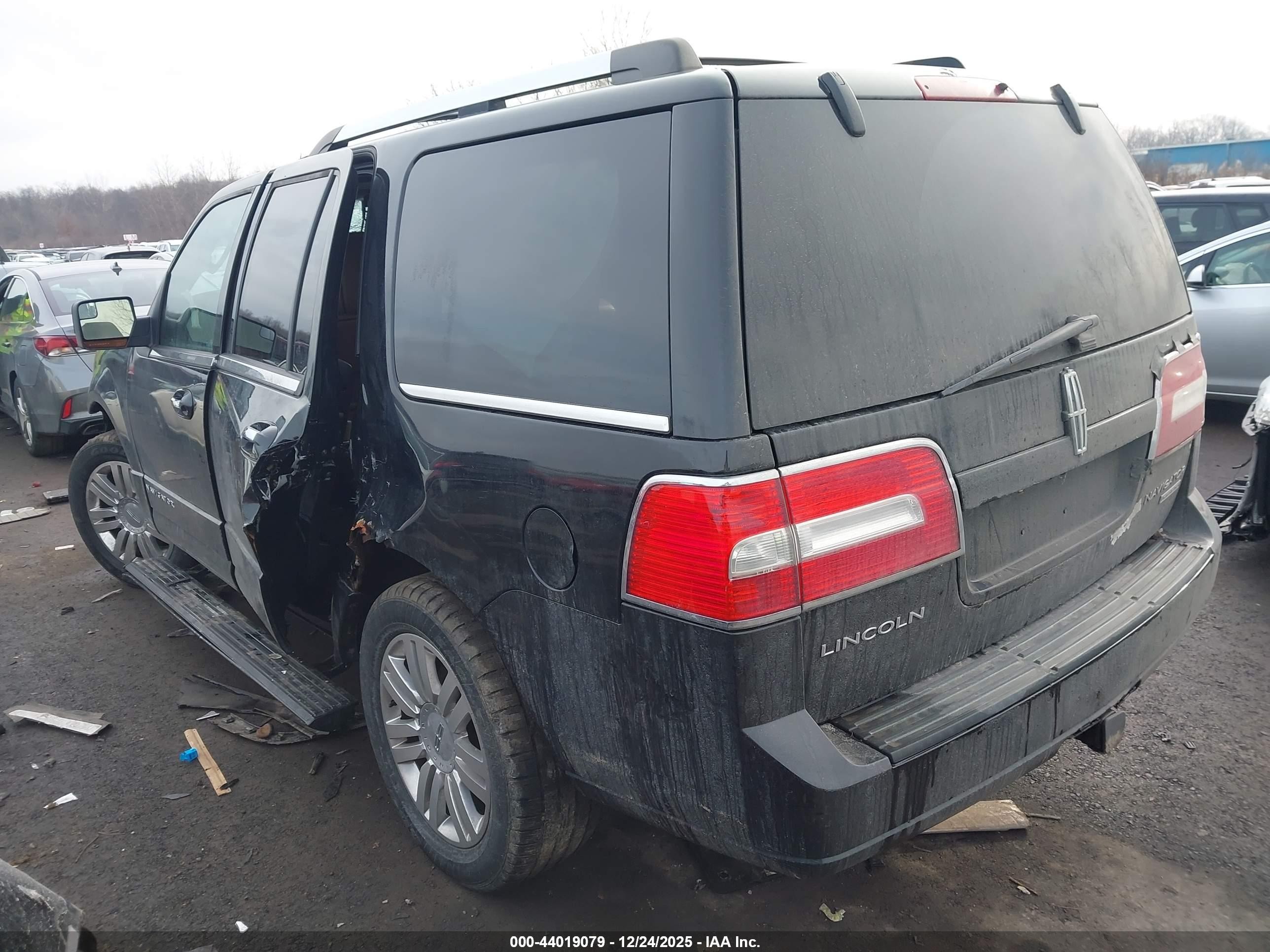2012 Lincoln Navigator   Black vin: 5LMJJ2J55CEL05789