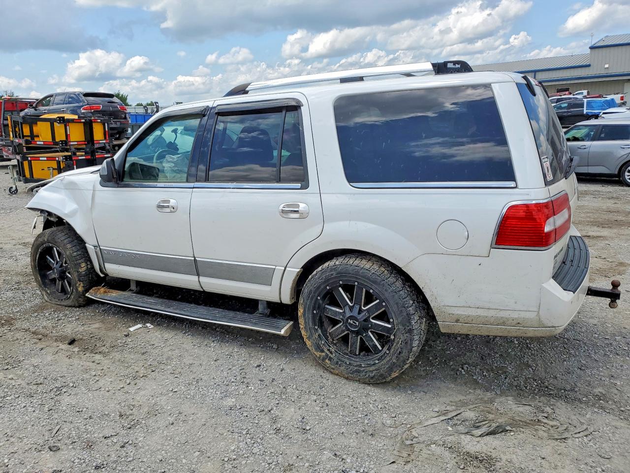 2013 Lincoln Navigator White vin: 5LMJJ2J55DEL03591