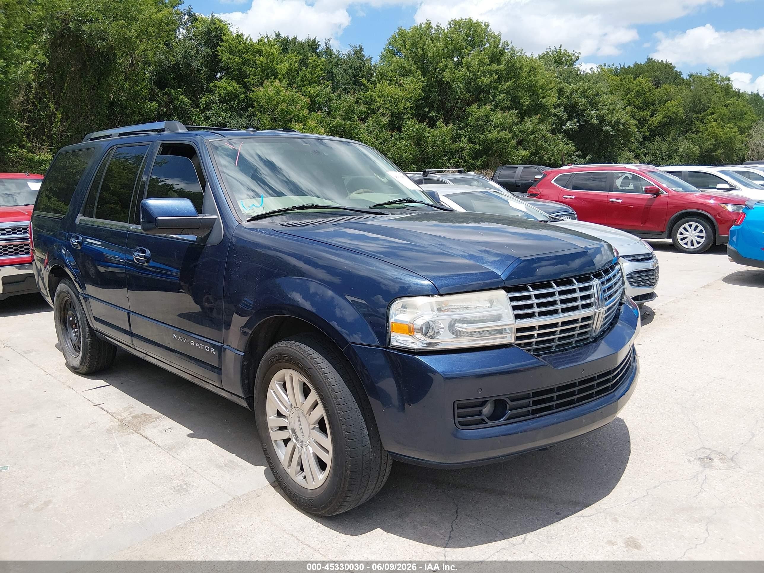 2013 Lincoln Navigator   Blue vin: 5LMJJ2J56DEL01705