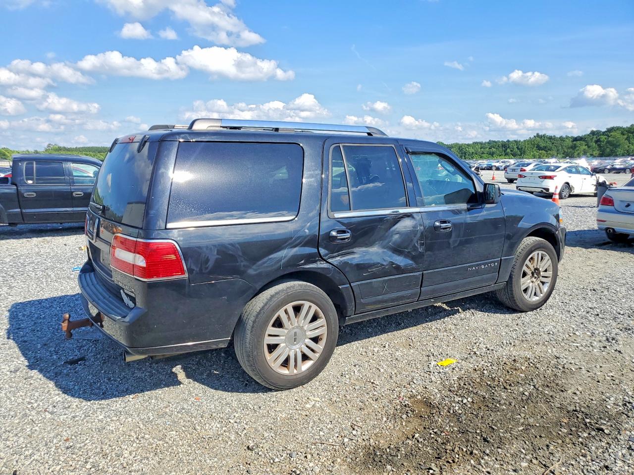 2011 Lincoln Navigator Черный vin: 5LMJJ2J57BEJ03289