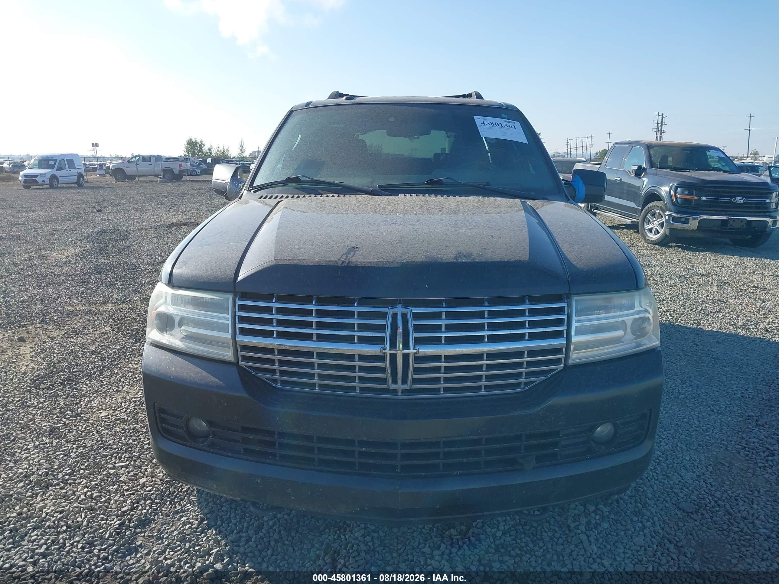 2011 Lincoln Navigator   Black vin: 5LMJJ2J57BEJ05754