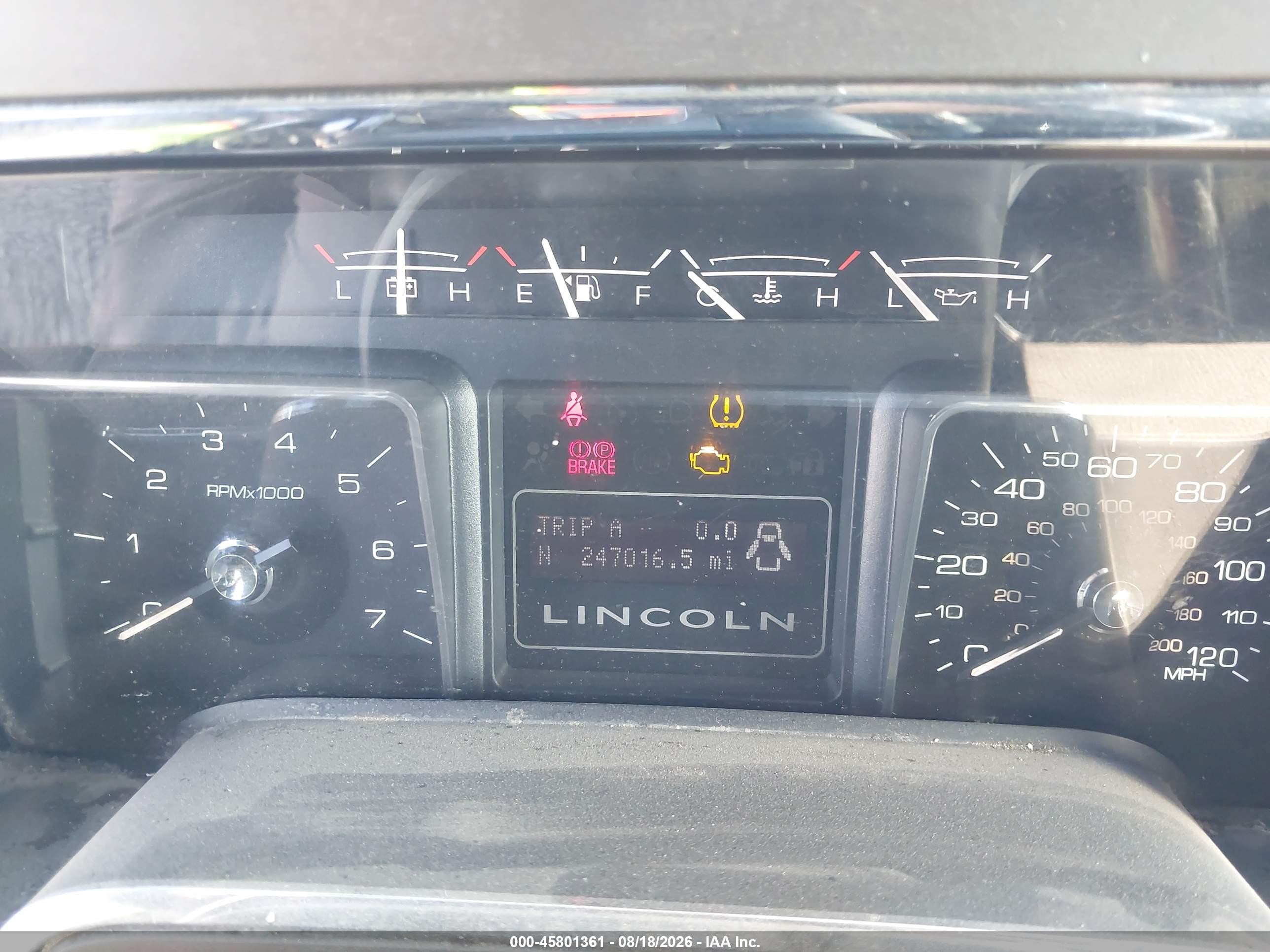 2011 Lincoln Navigator   Black vin: 5LMJJ2J57BEJ05754