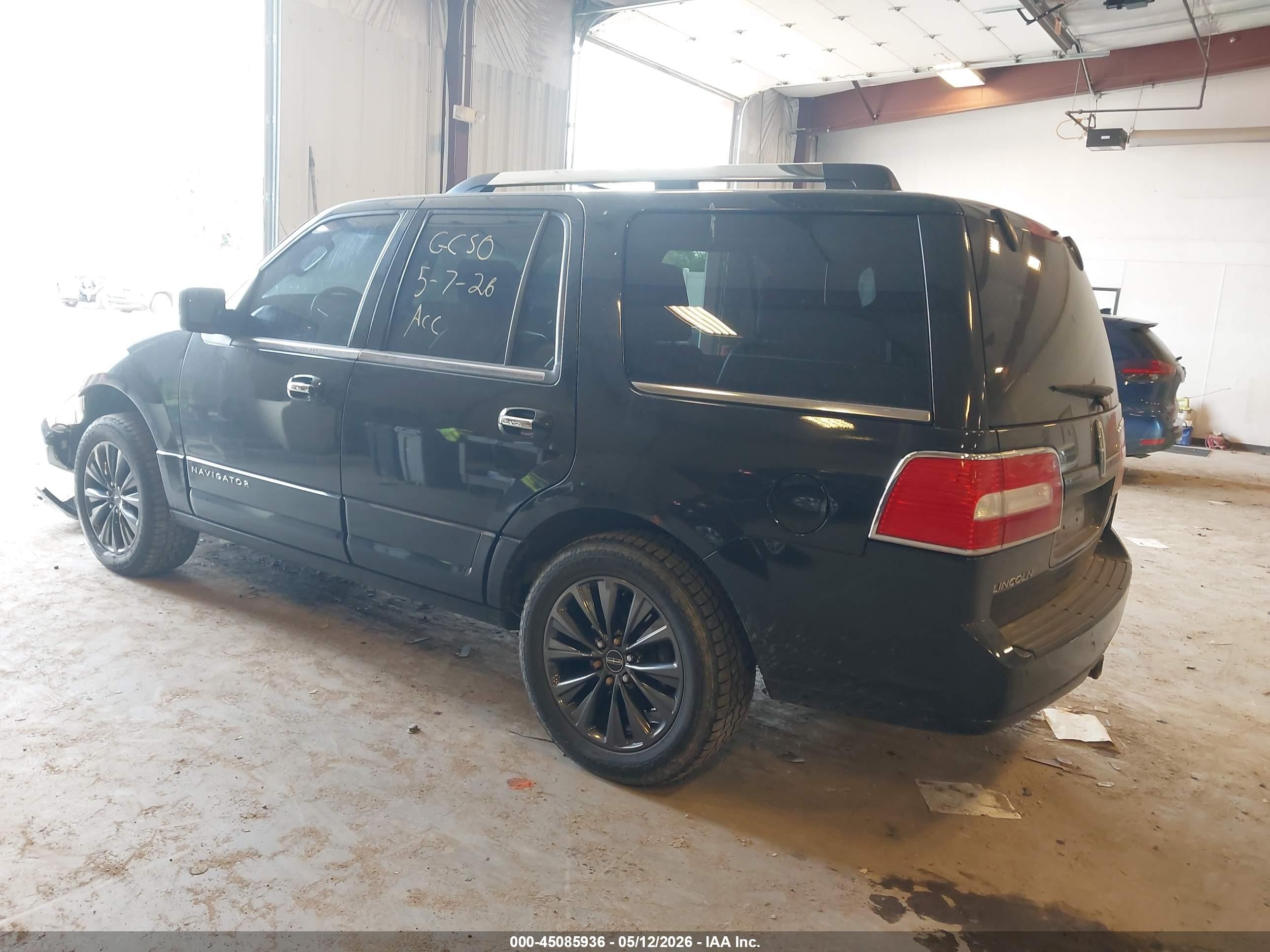 2014 Lincoln Navigator   Black vin: 5LMJJ2J57EEL07384