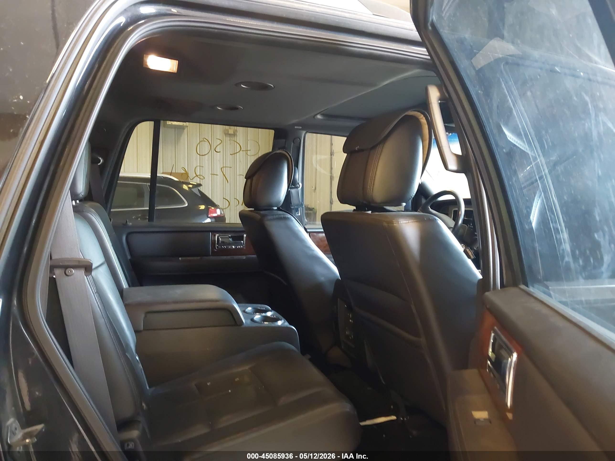 2014 Lincoln Navigator   Black vin: 5LMJJ2J57EEL07384