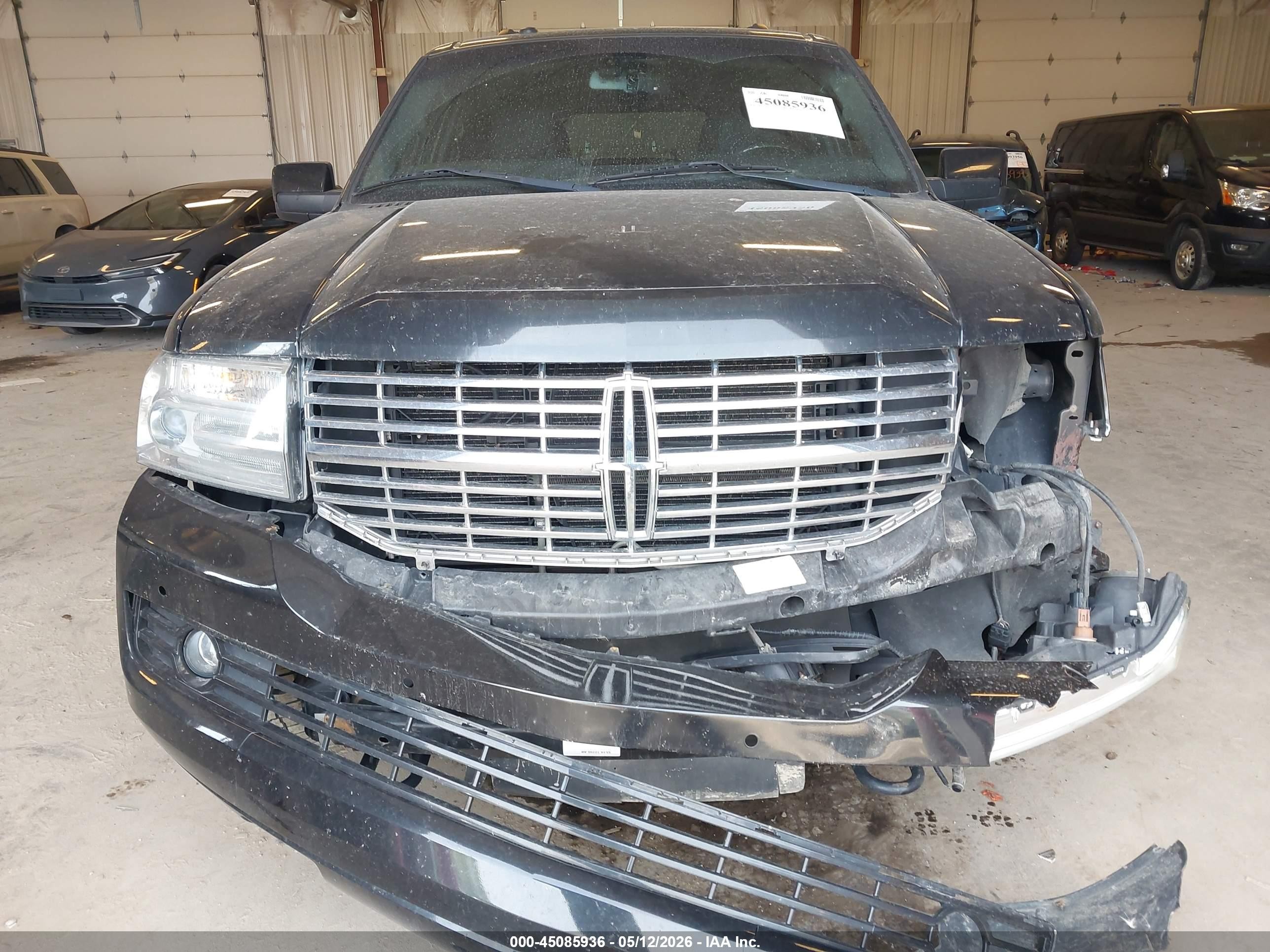 2014 Lincoln Navigator   Black vin: 5LMJJ2J57EEL07384
