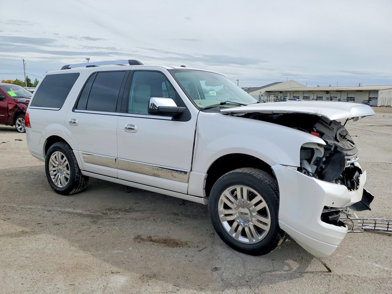 2011 Lincoln Navigator White vin: 5LMJJ2J58BEJ01440