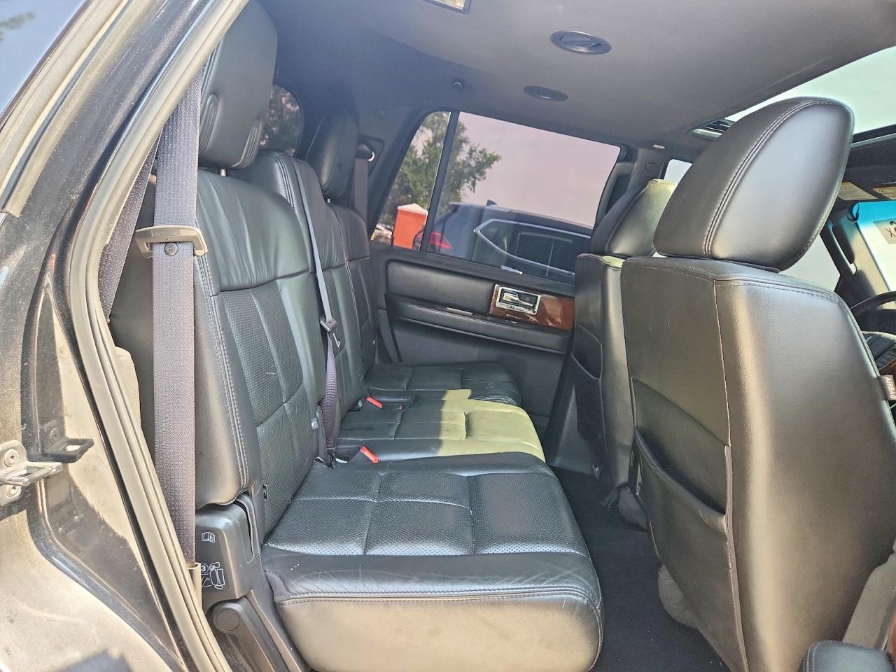 2013 Lincoln Navigator Black vin: 5LMJJ2J58DEL00314