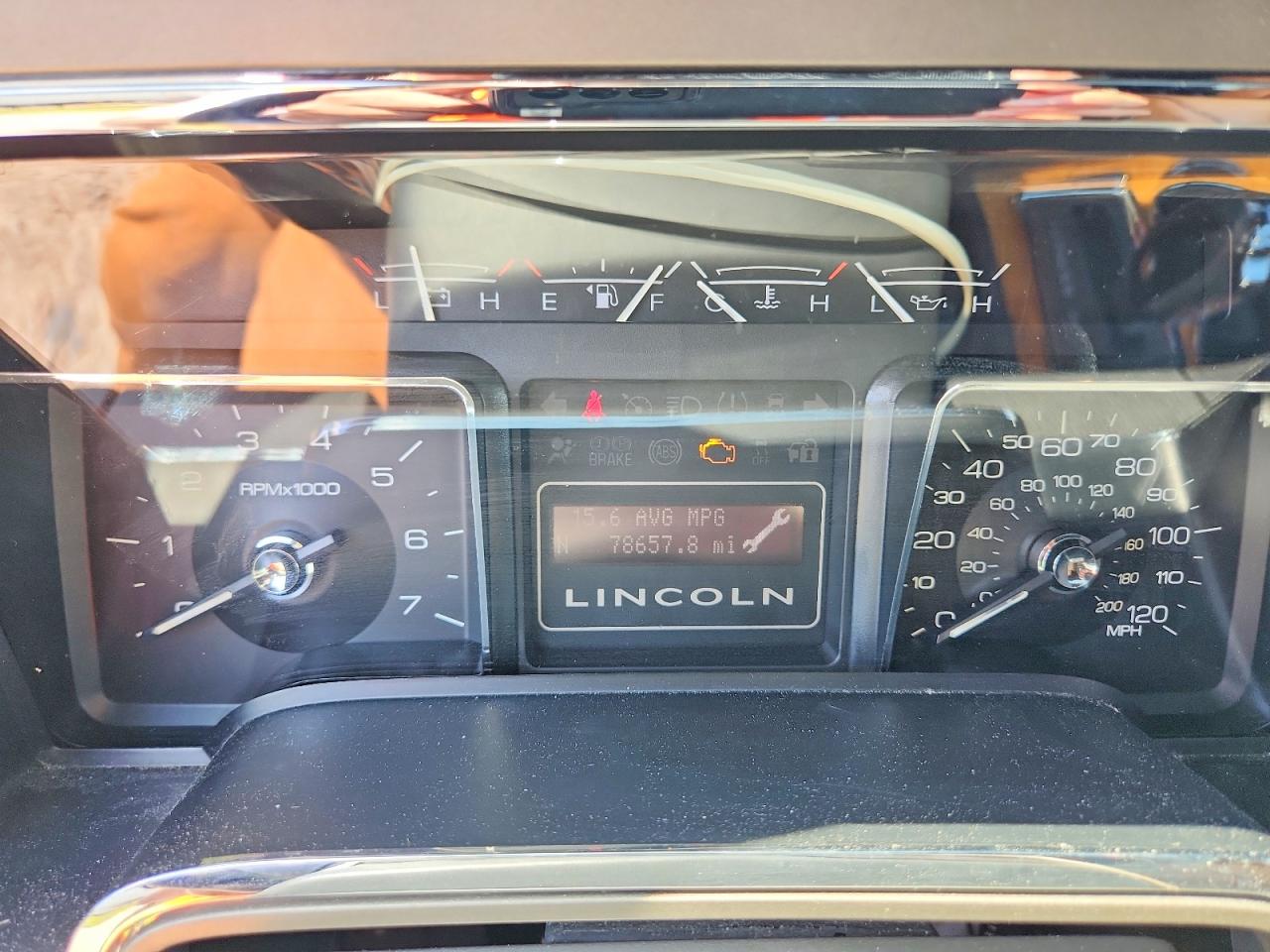 2013 Lincoln Navigator White vin: 5LMJJ2J58DEL05089