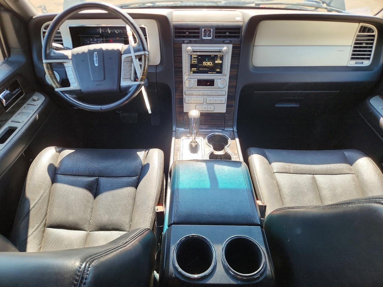 2010 Lincoln Navigator Black vin: 5LMJJ2J5XAEJ06489