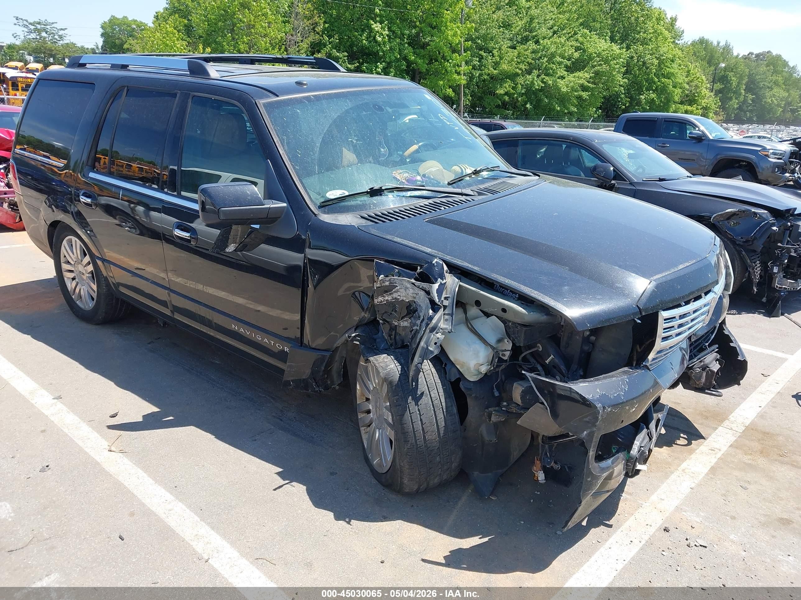 2012 Lincoln Navigator   Black vin: 5LMJJ2J5XCEL09059