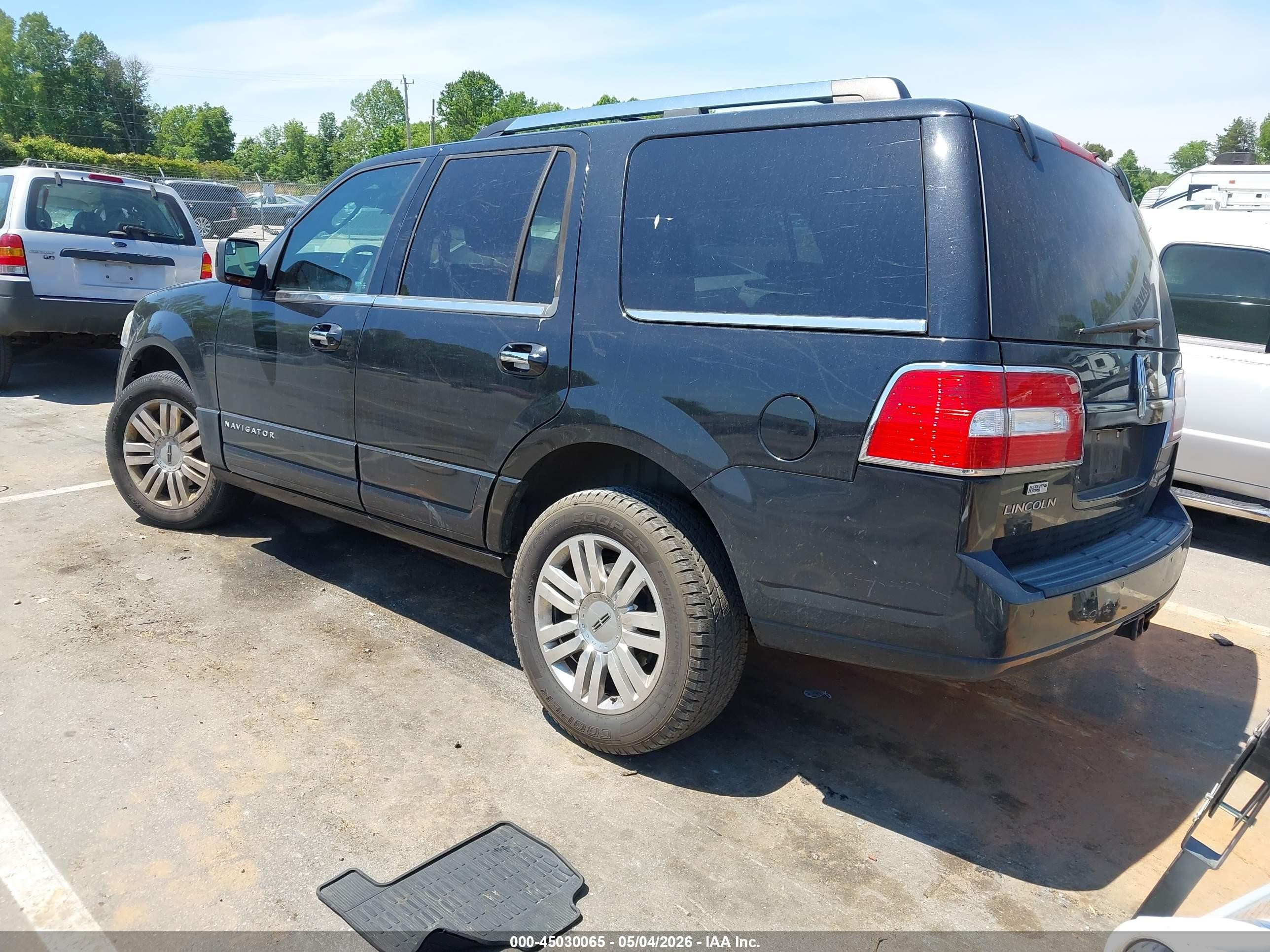 2012 Lincoln Navigator   Black vin: 5LMJJ2J5XCEL09059
